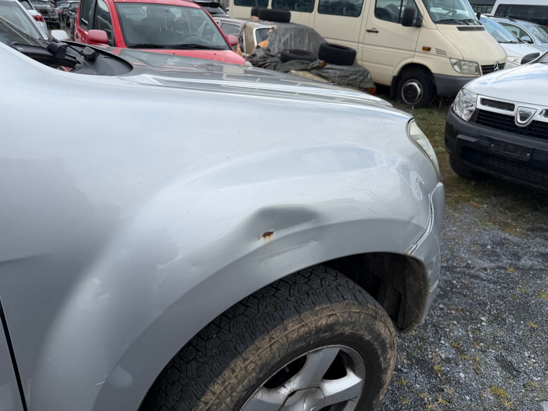 ISUZU D-MAX 2.5 SpaceCab Solar 4x4 A-image-2