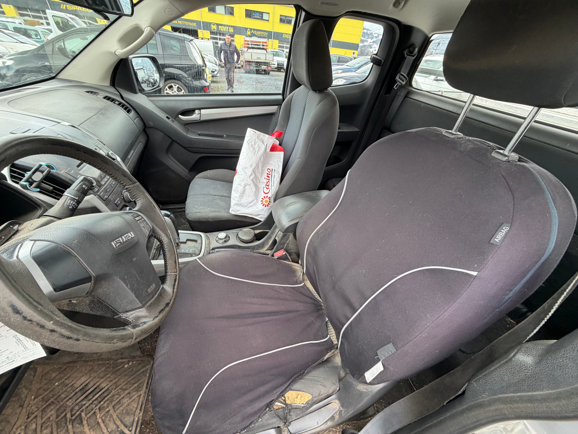 ISUZU D-MAX 2.5 SpaceCab Solar 4x4 A-image-12