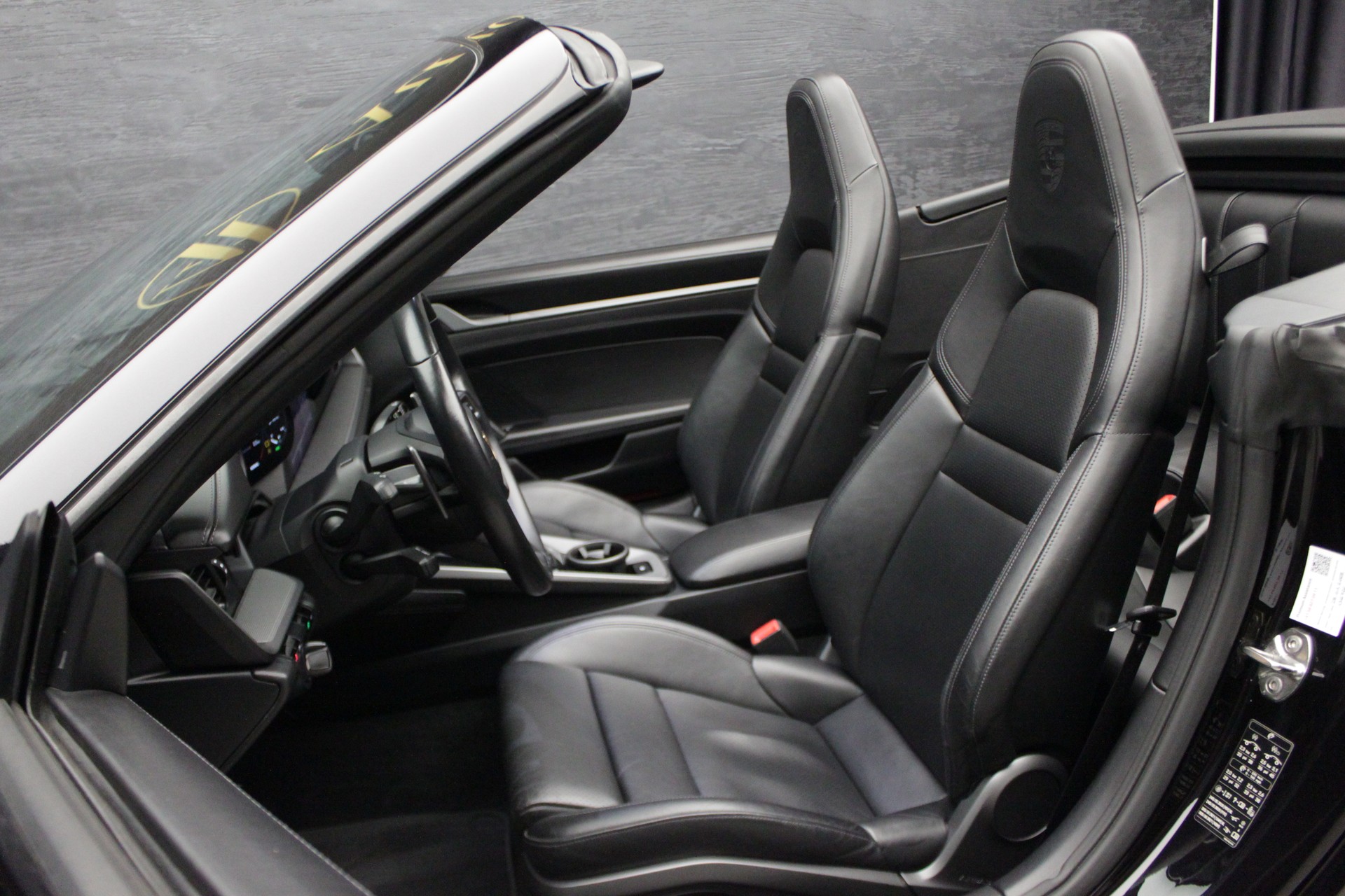 PORSCHE 911 Carrera 4S PDK-image-14