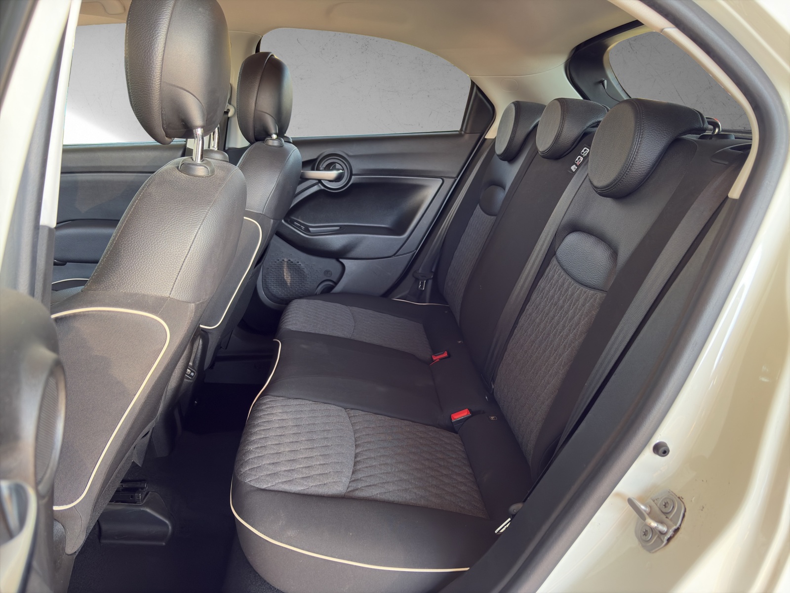 FIAT 500X 1.3 TBGSE City Cross-image-5