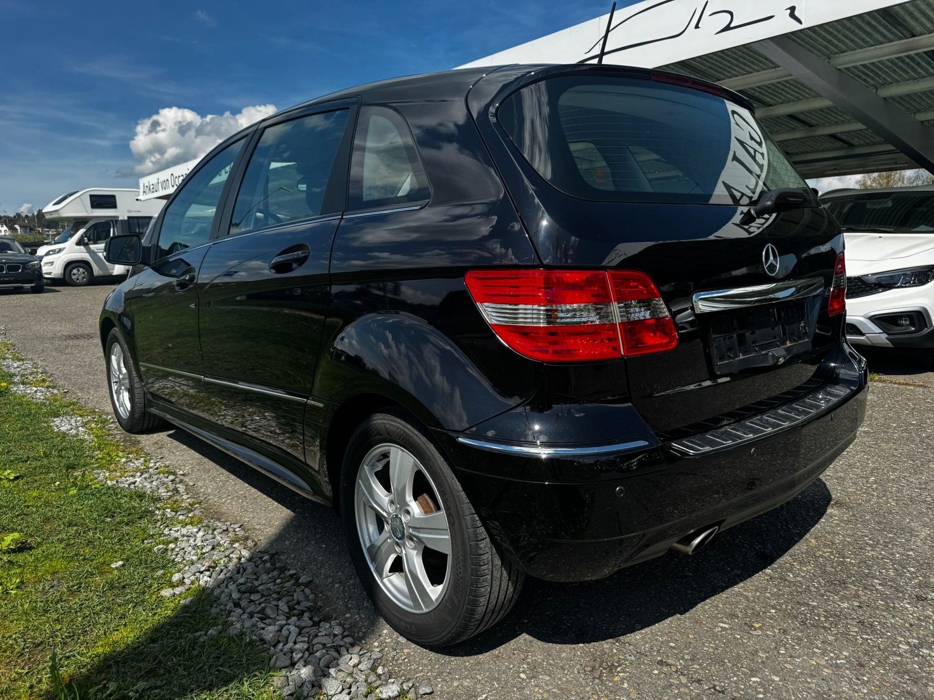 MERCEDES-BENZ B 180 CDI-image-6
