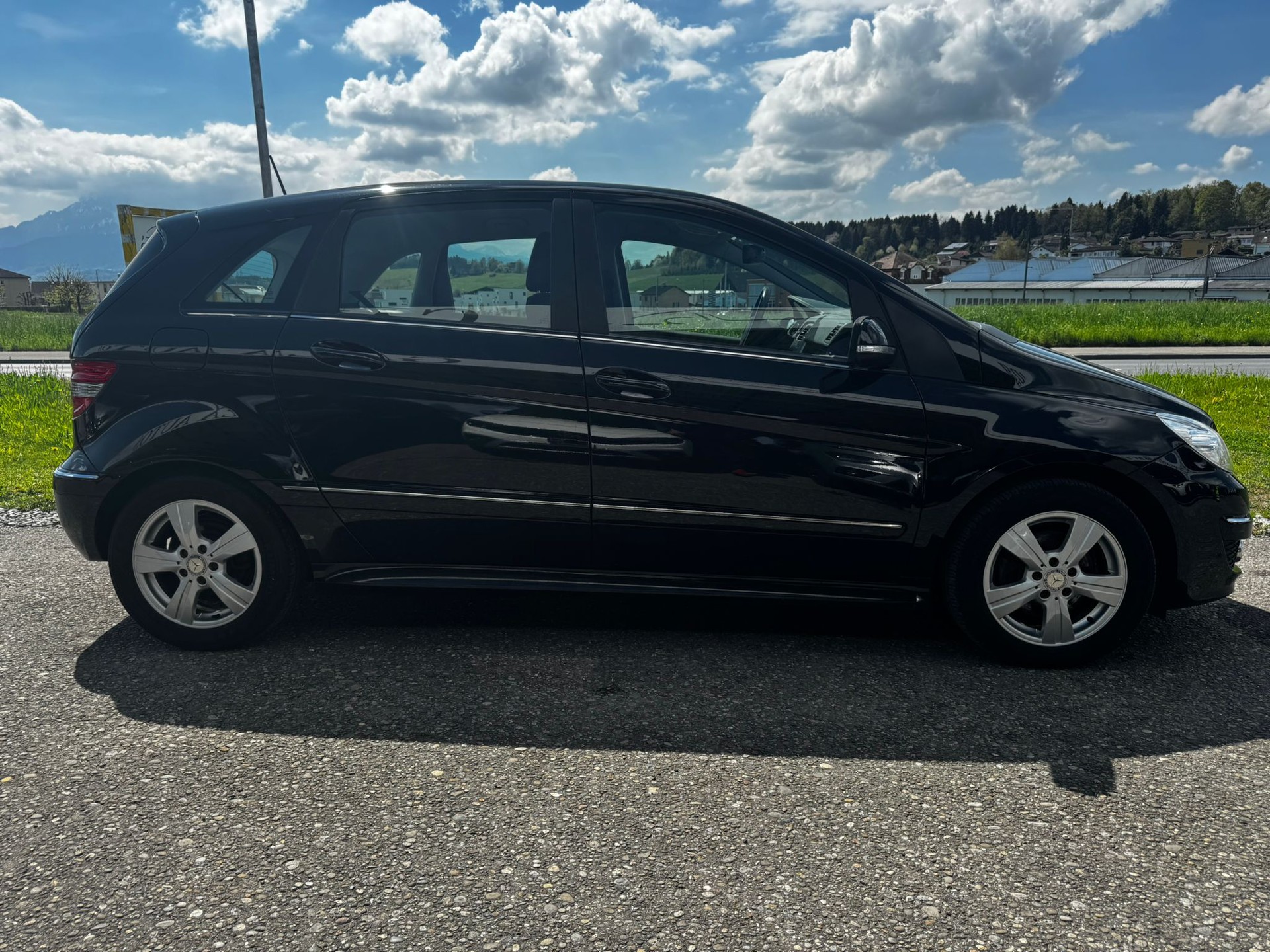 MERCEDES-BENZ B 180 CDI-image-3