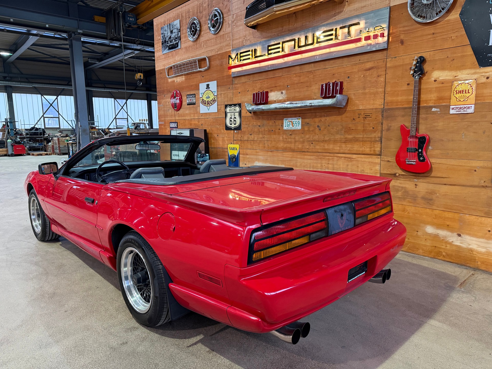 PONTIAC Firebird 5.0 TBI V8 Trans Am-image-6