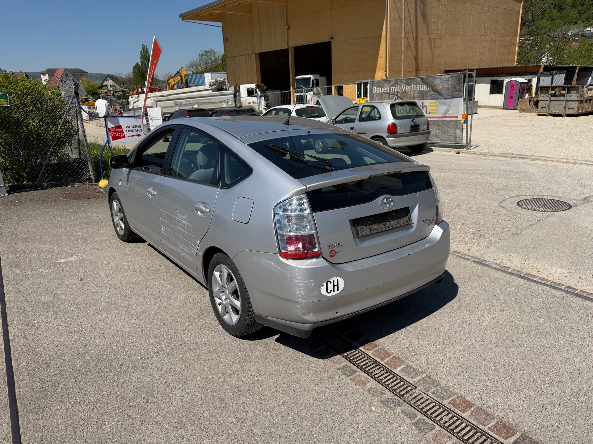 TOYOTA Prius 1.5 16V Hybrid-image-1
