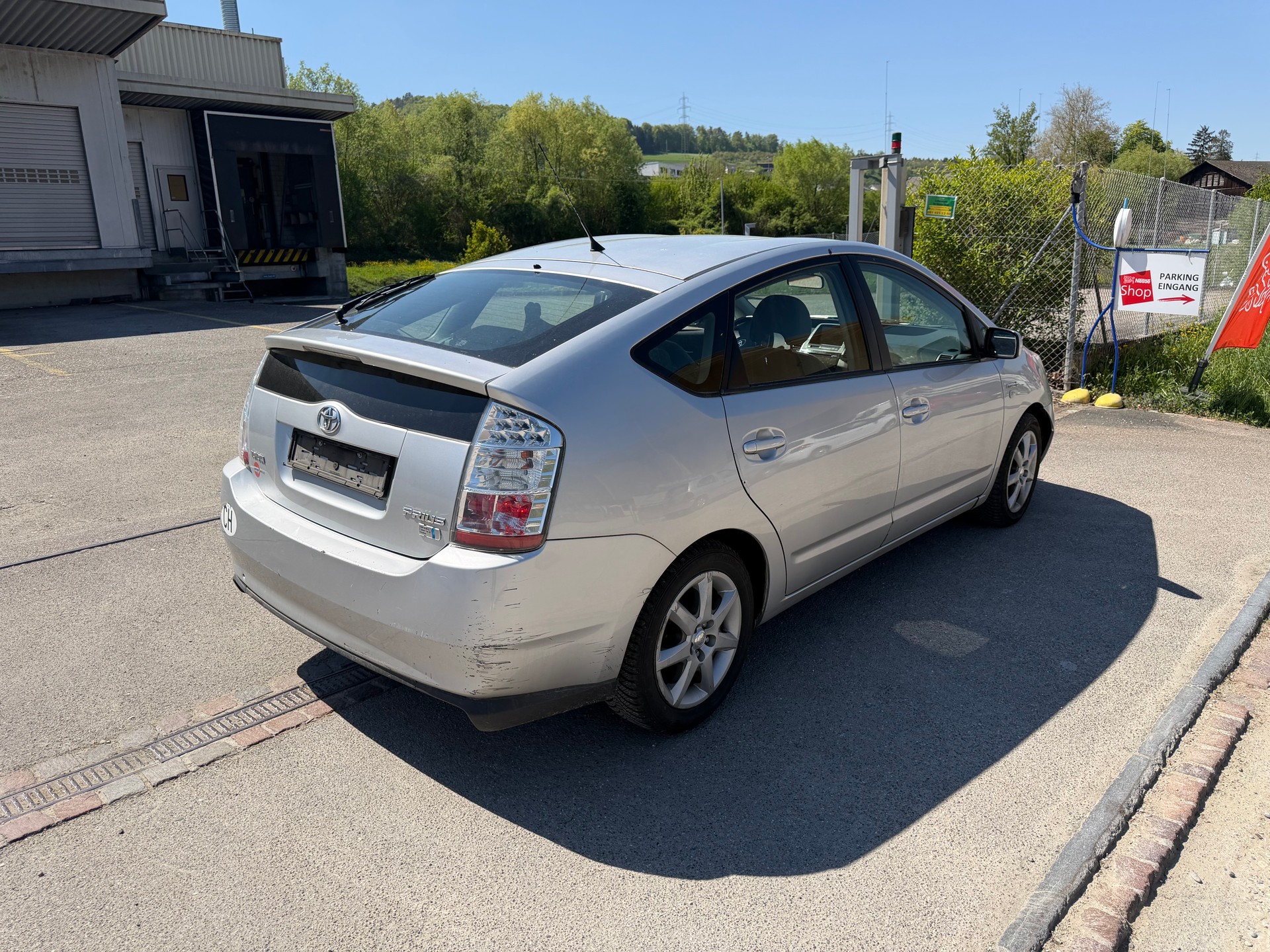 TOYOTA Prius 1.5 16V Hybrid-image-2