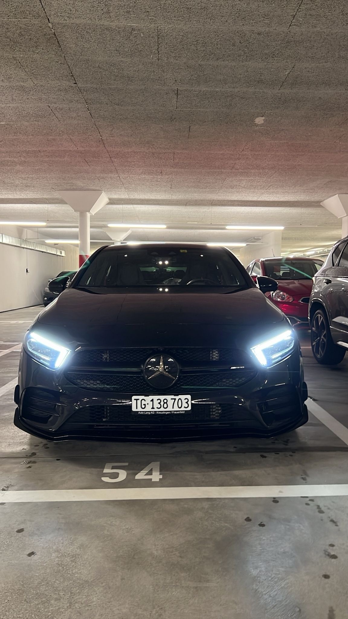 MERCEDES-BENZ A 35 AMG 4Matic Speedshift-image-0
