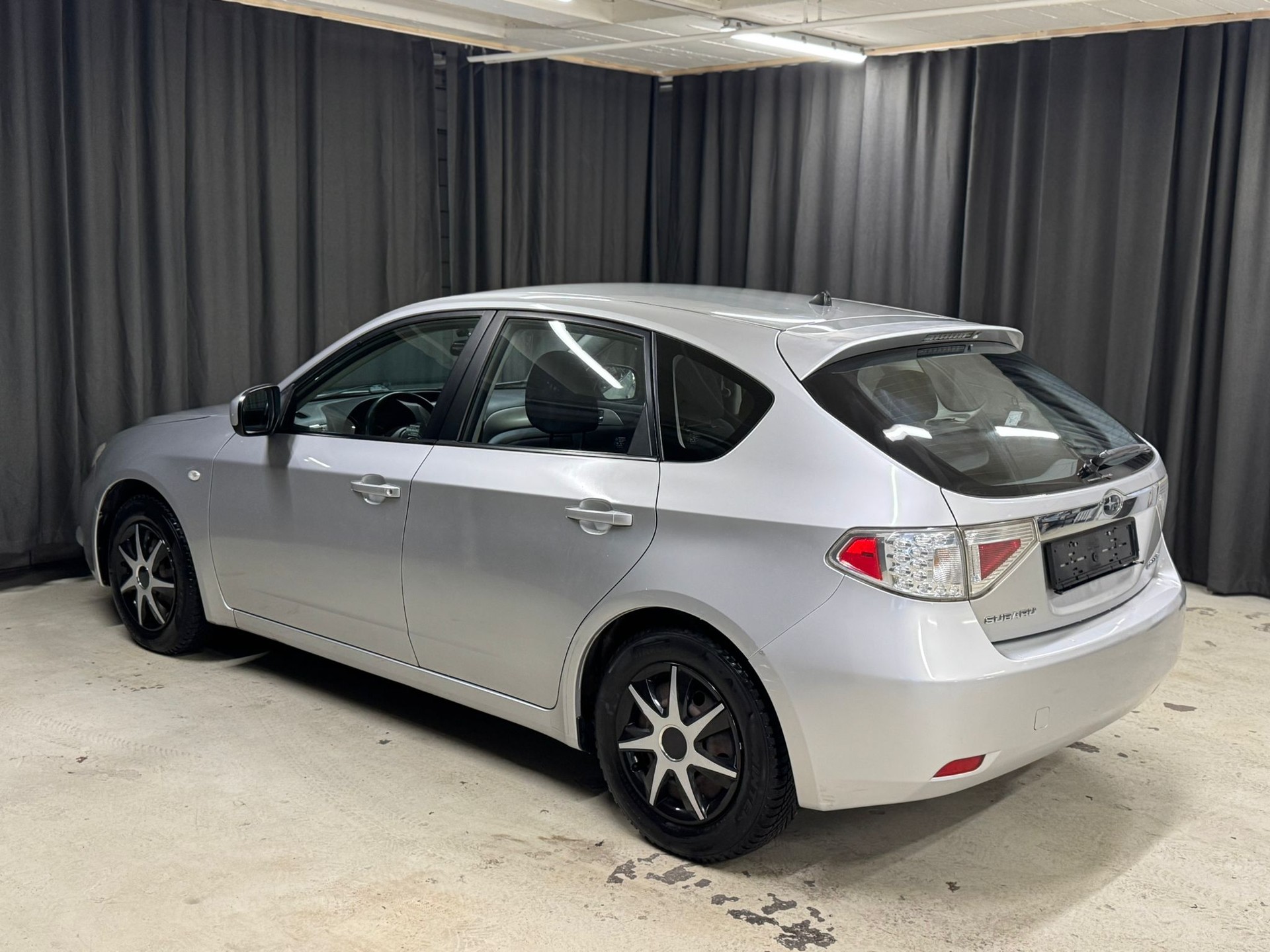SUBARU Impreza 1.5R Swiss-image-4