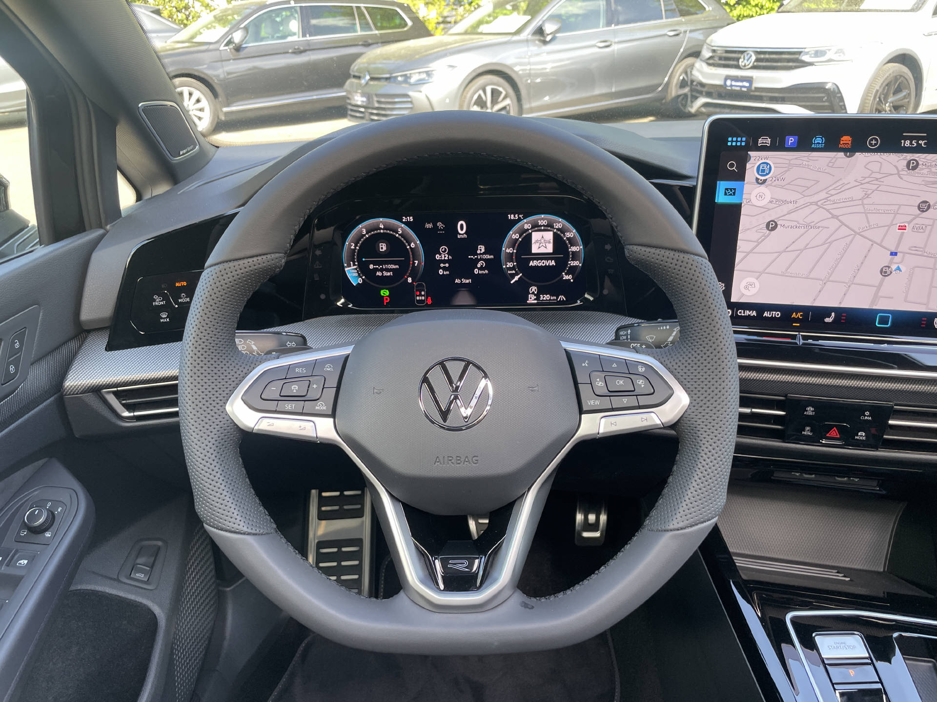 VW Golf VIII Variant 2.0 TSI R-Line DSG 4motion-image-11