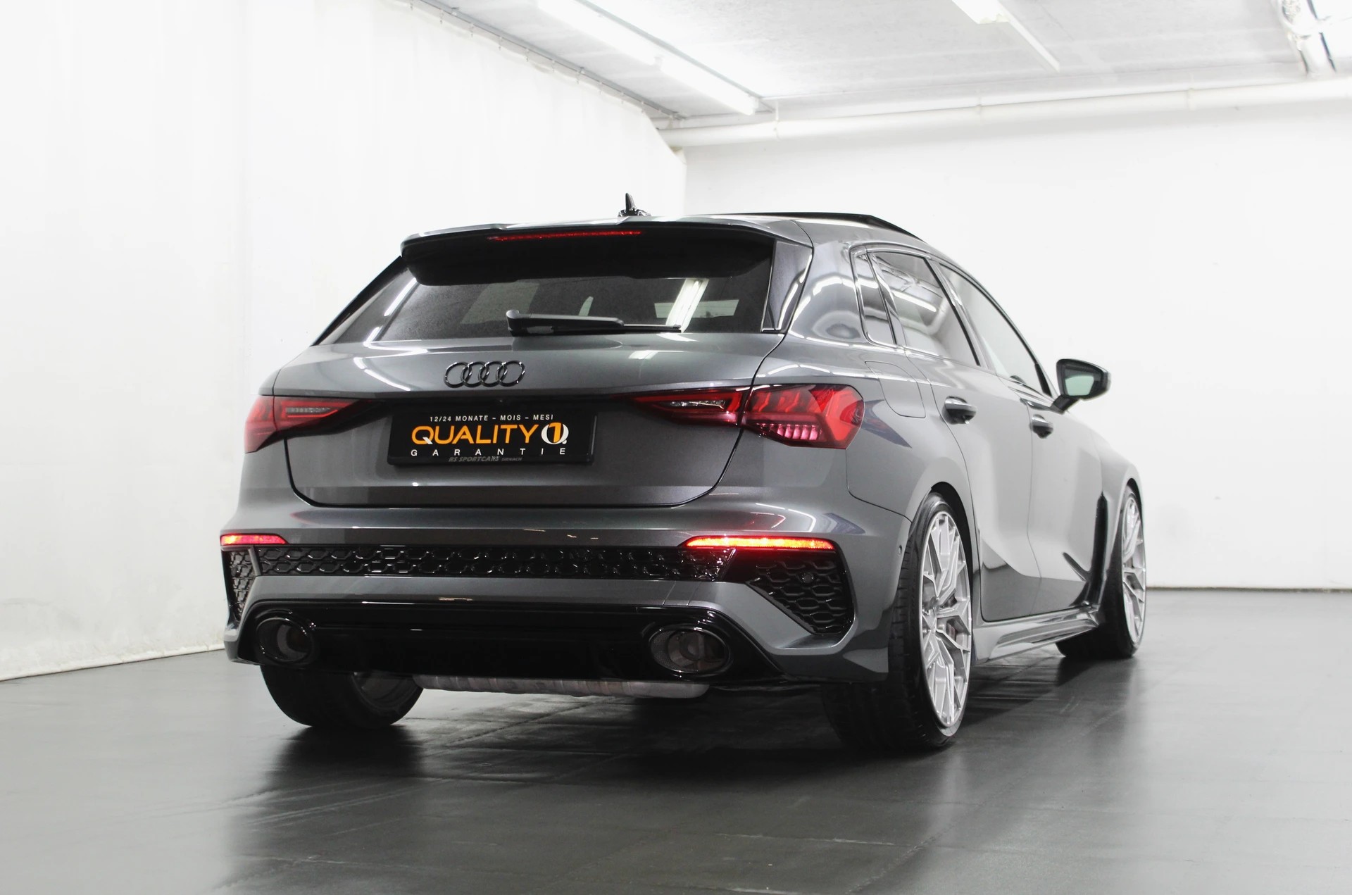 AUDI RS3 Sportback 2.5 TSI quattro S-tronic ABT Edition 460PS / CH-Fahrzeug-image-6