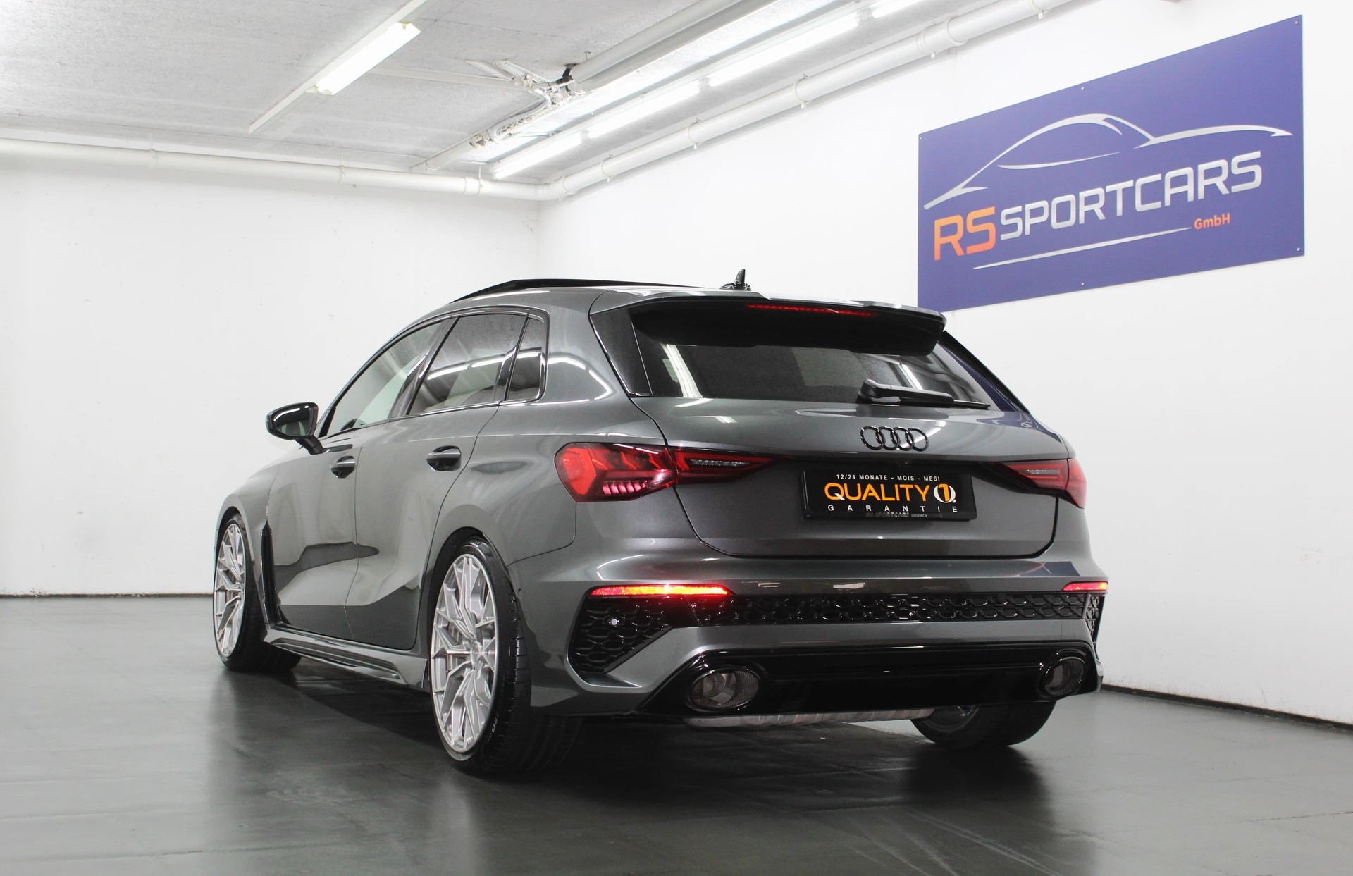 AUDI RS3 Sportback 2.5 TSI quattro S-tronic ABT Edition 460PS / CH-Fahrzeug-image-4