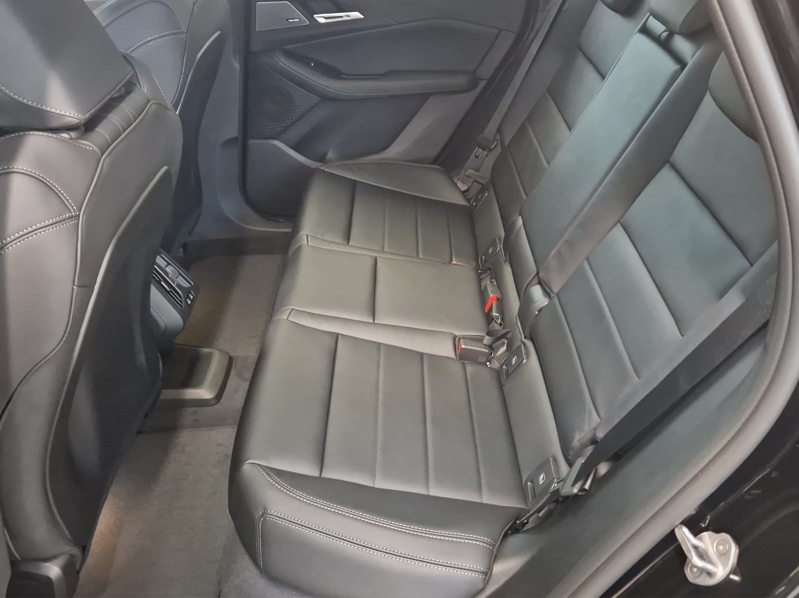 BMW 225e xDrive Active Tourer M Sport-image-16