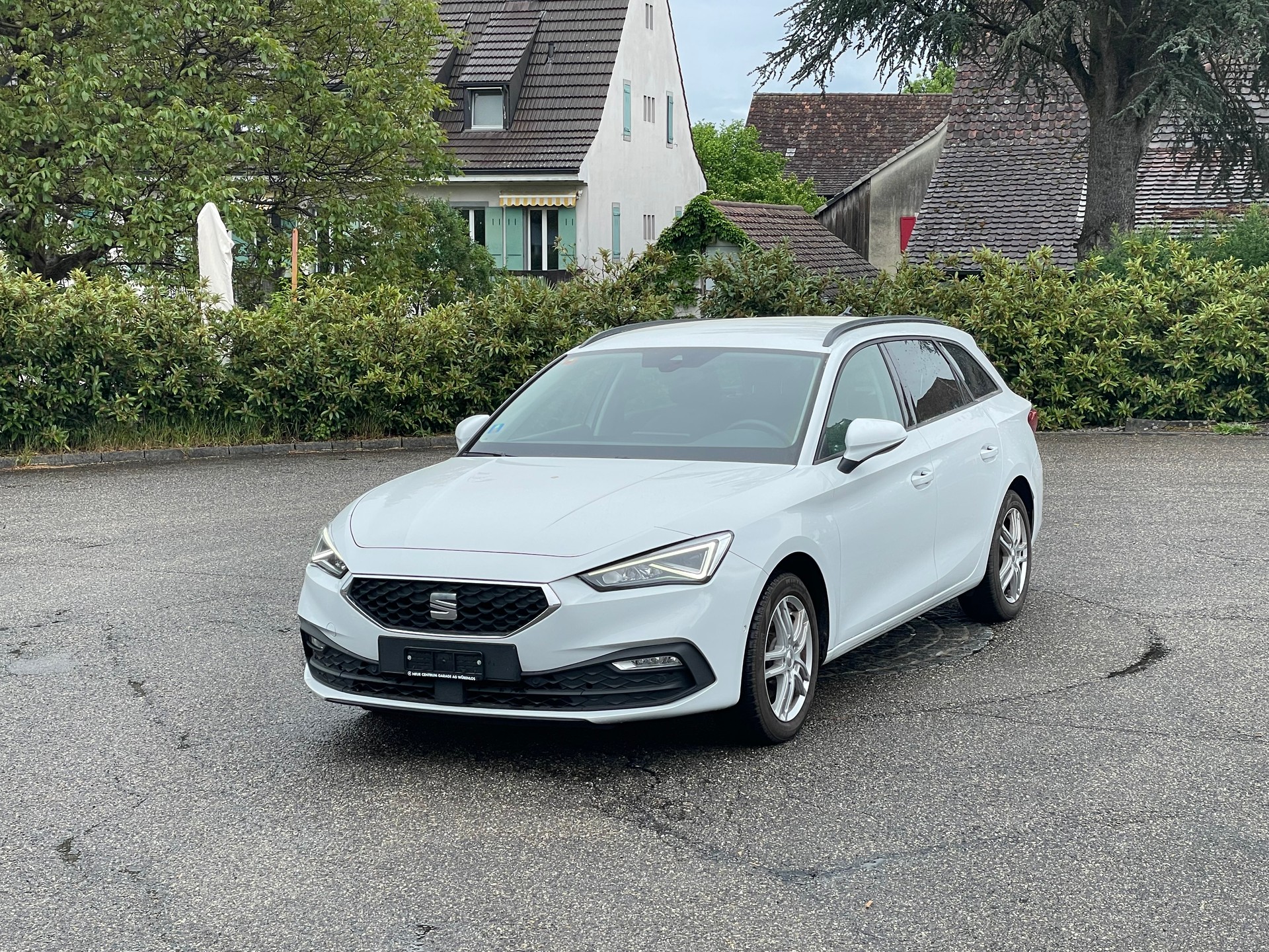 SEAT Leon ST 1.5 eTSI mHEV DSG Hola FR-image-5