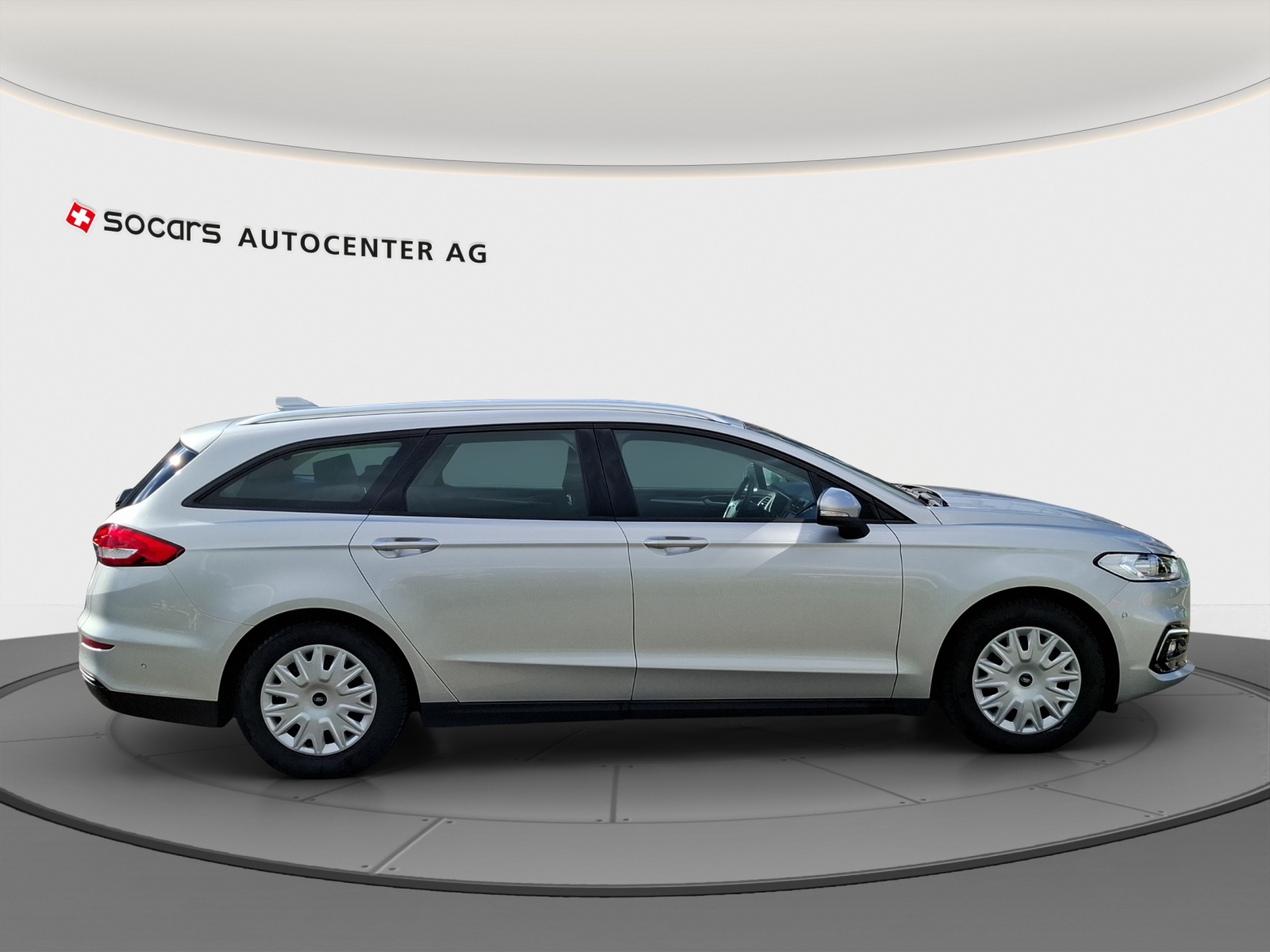 FORD Mondeo 2.0 TDCi Trend Automatik // 8-fach bereift Sommerräder Aluminium-image-6