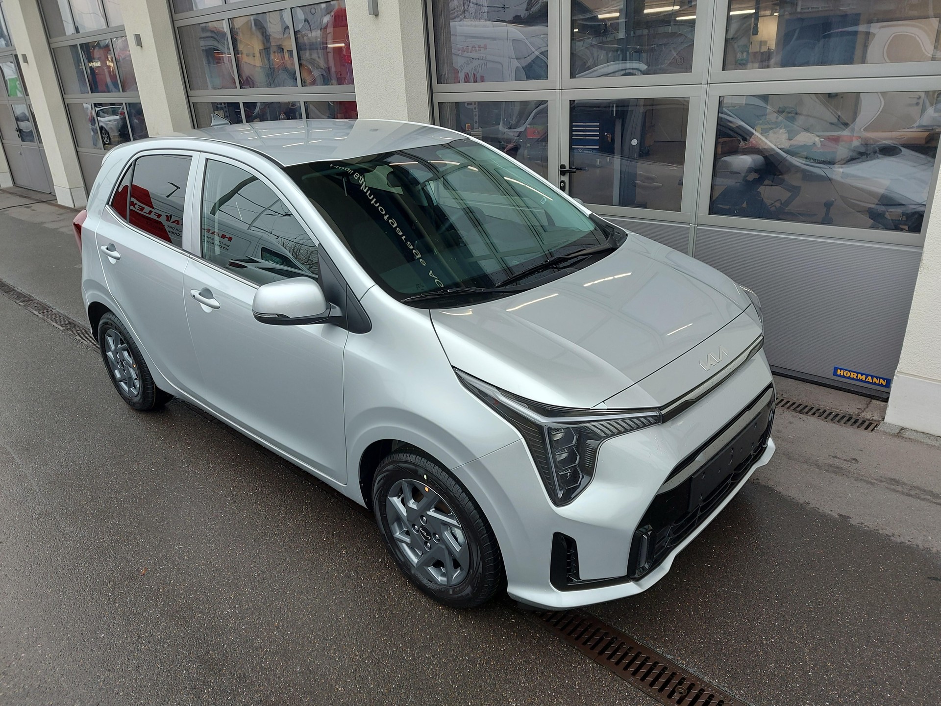 KIA Picanto 1.0 GDi Power-image-6