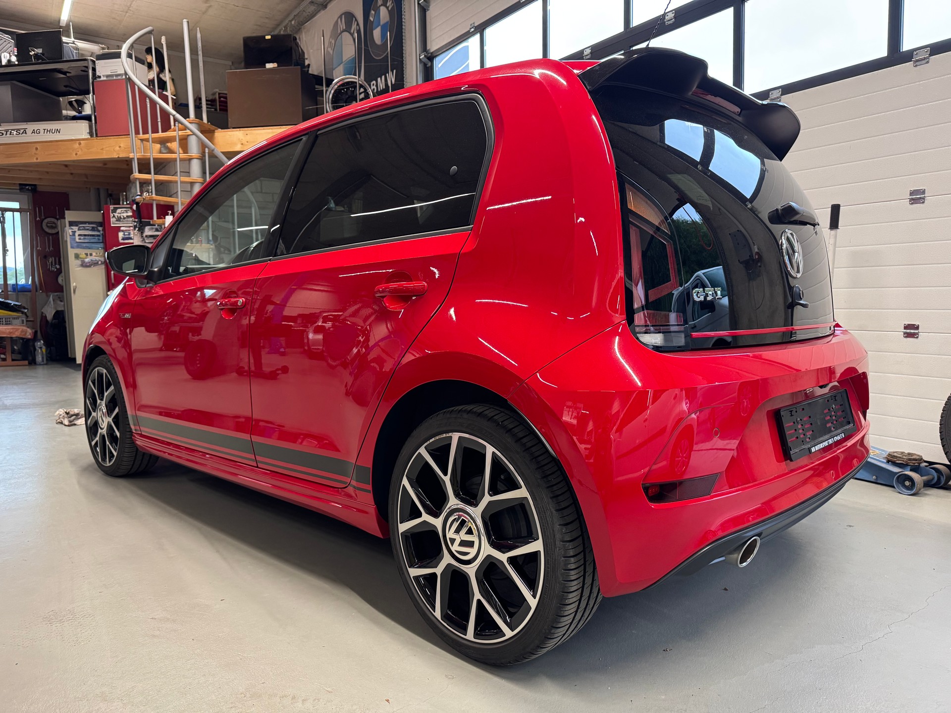 VW Up 1.0 TSI GTI-image-3
