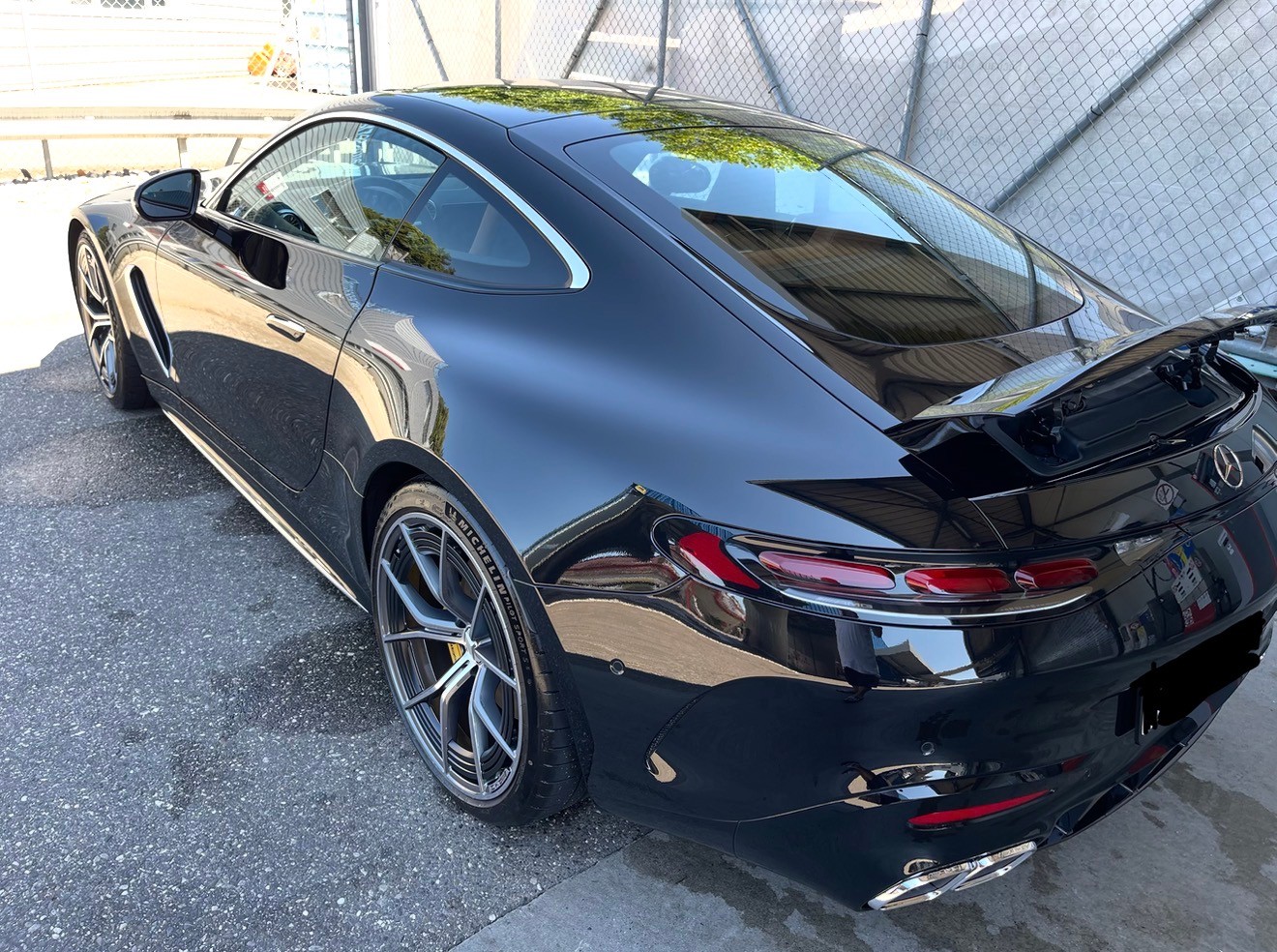 MERCEDES-BENZ AMG GT 63 4matic+-image-3