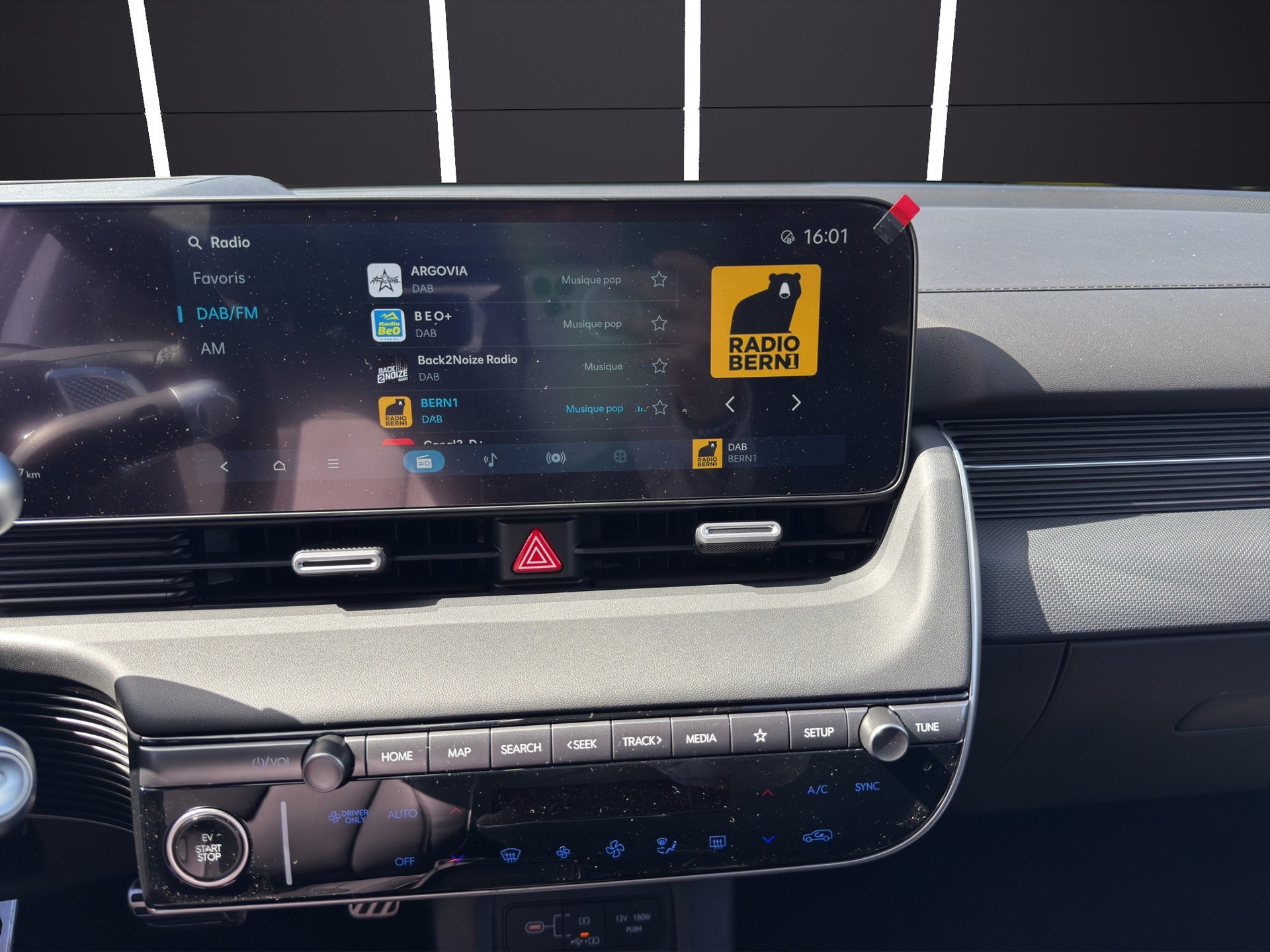 HYUNDAI Ioniq 5 Amplia 84kWh-image-9