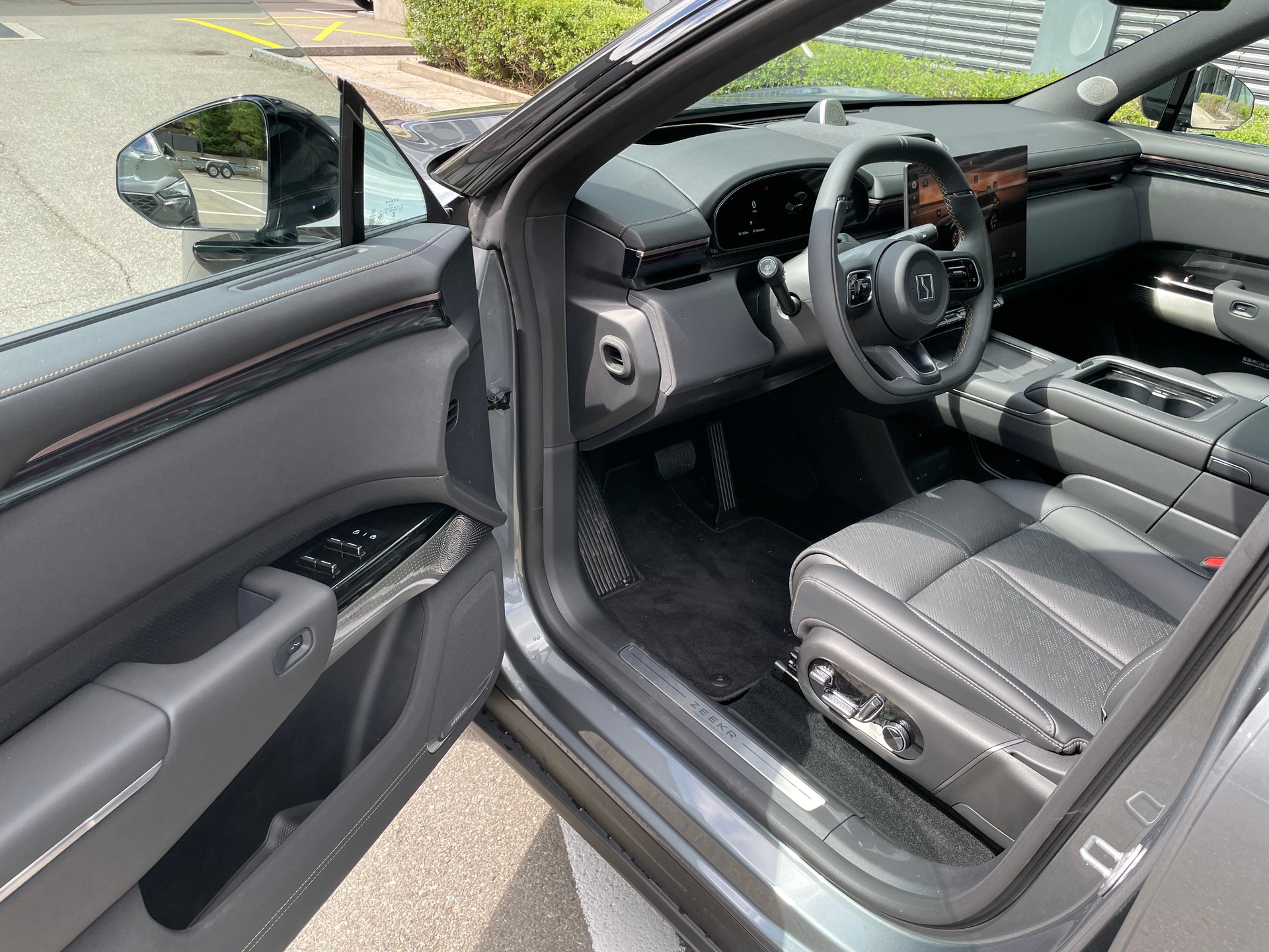 ZEEKR 7X 100kWh Privilege AWD mit Comfort und Cockpitpaket, Modell 2026-image-10