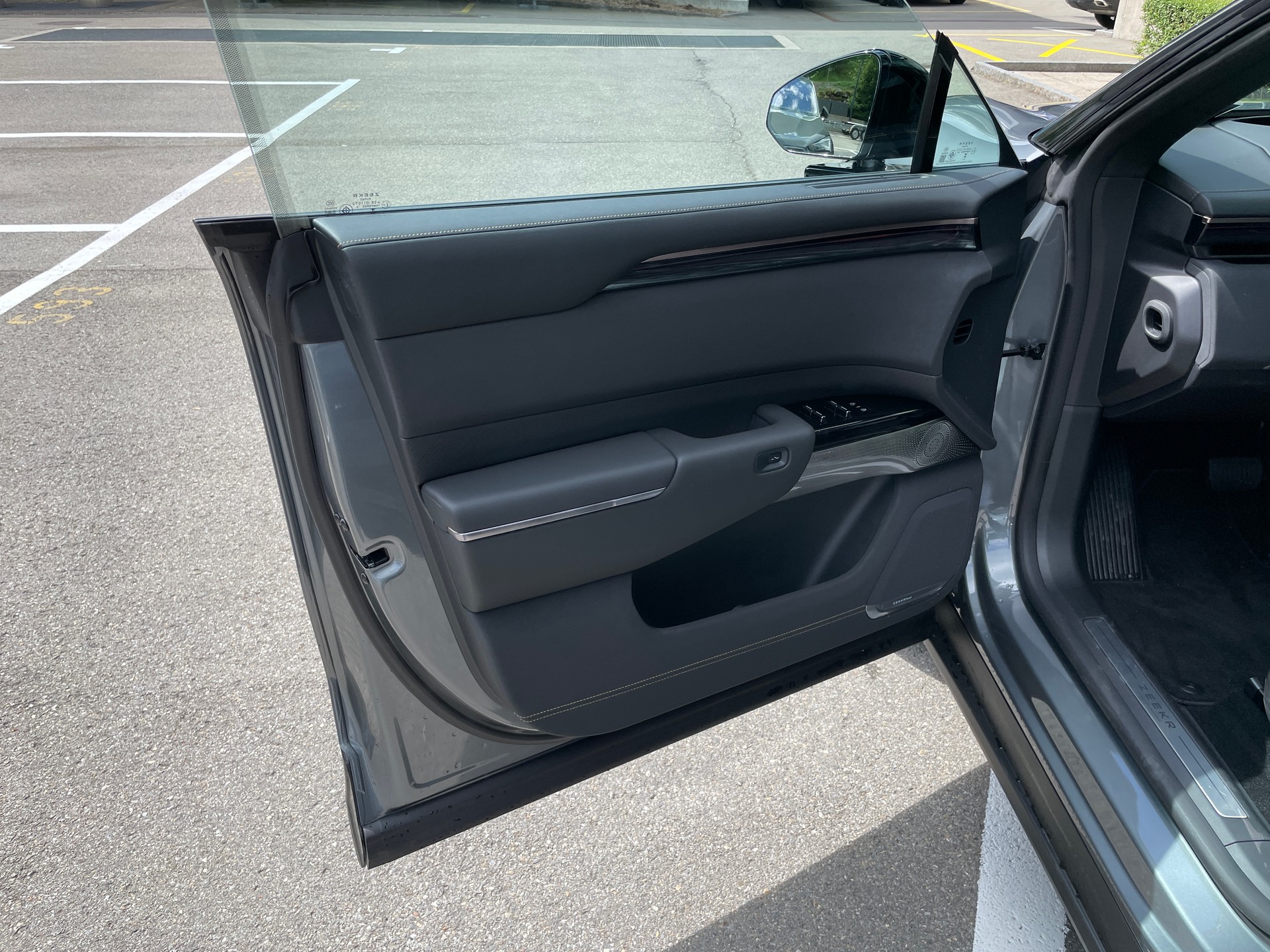 ZEEKR 7X 100kWh Privilege AWD mit Comfort und Cockpitpaket, Modell 2026-image-9