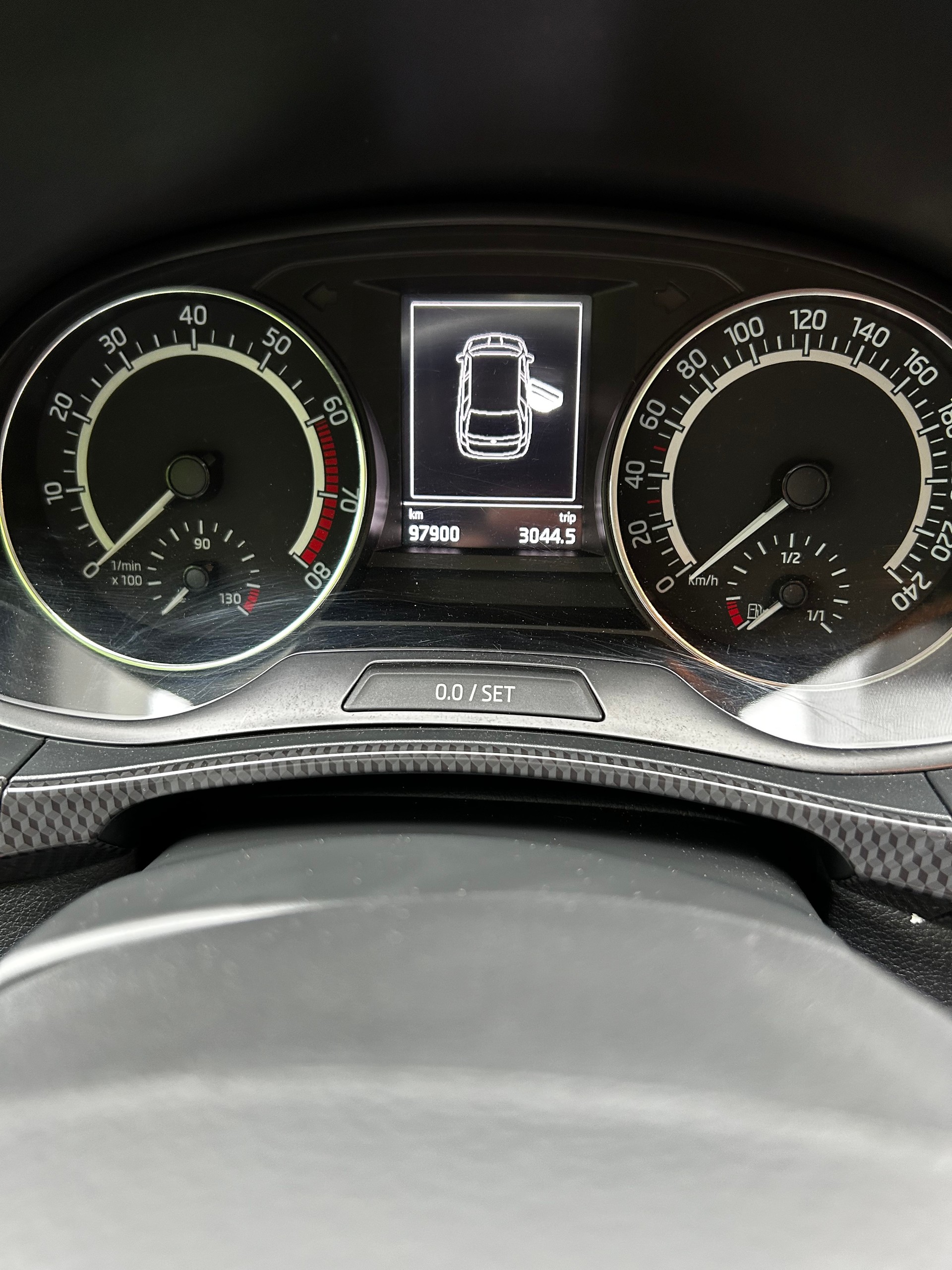 SKODA Fabia 1.0 TSI Monte Carlo-image-8