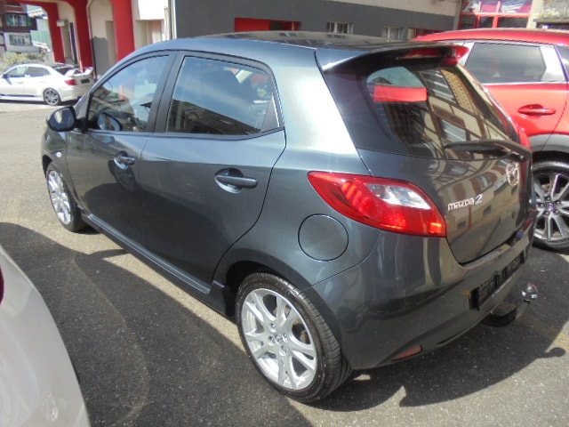 MAZDA 2 1.5i 16V Sport