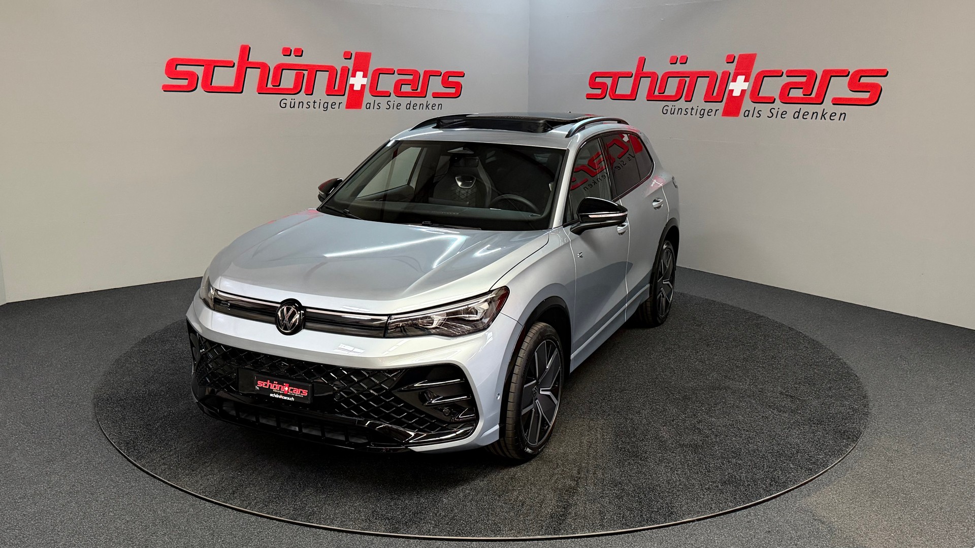 VW Tiguan 2.0 TSI DSG R-Line 4Motion-image-2