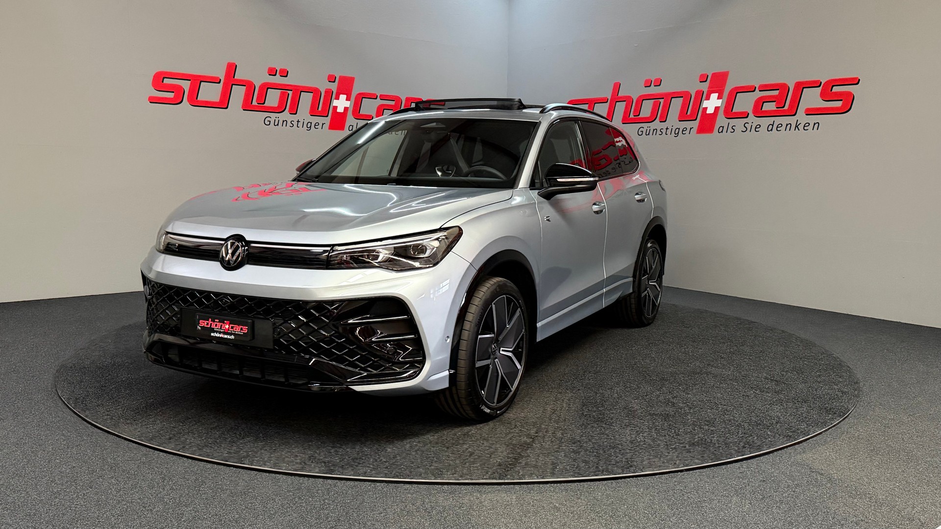 VW Tiguan 2.0 TSI DSG R-Line 4Motion-image-0