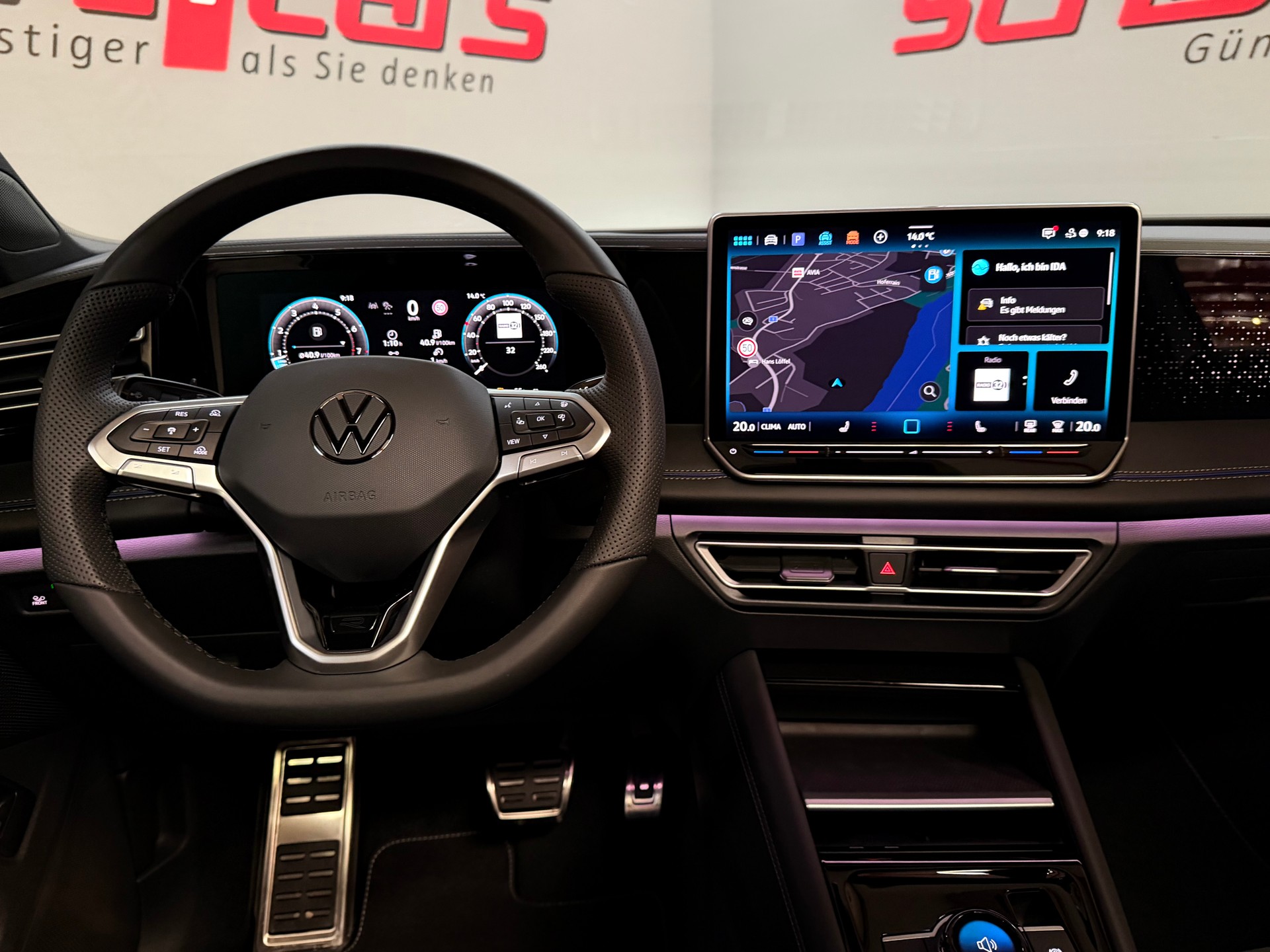 VW Tiguan 2.0 TSI DSG R-Line 4Motion-image-21