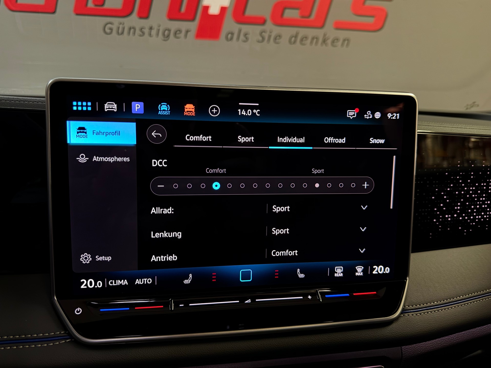 VW Tiguan 2.0 TSI DSG R-Line 4Motion-image-37