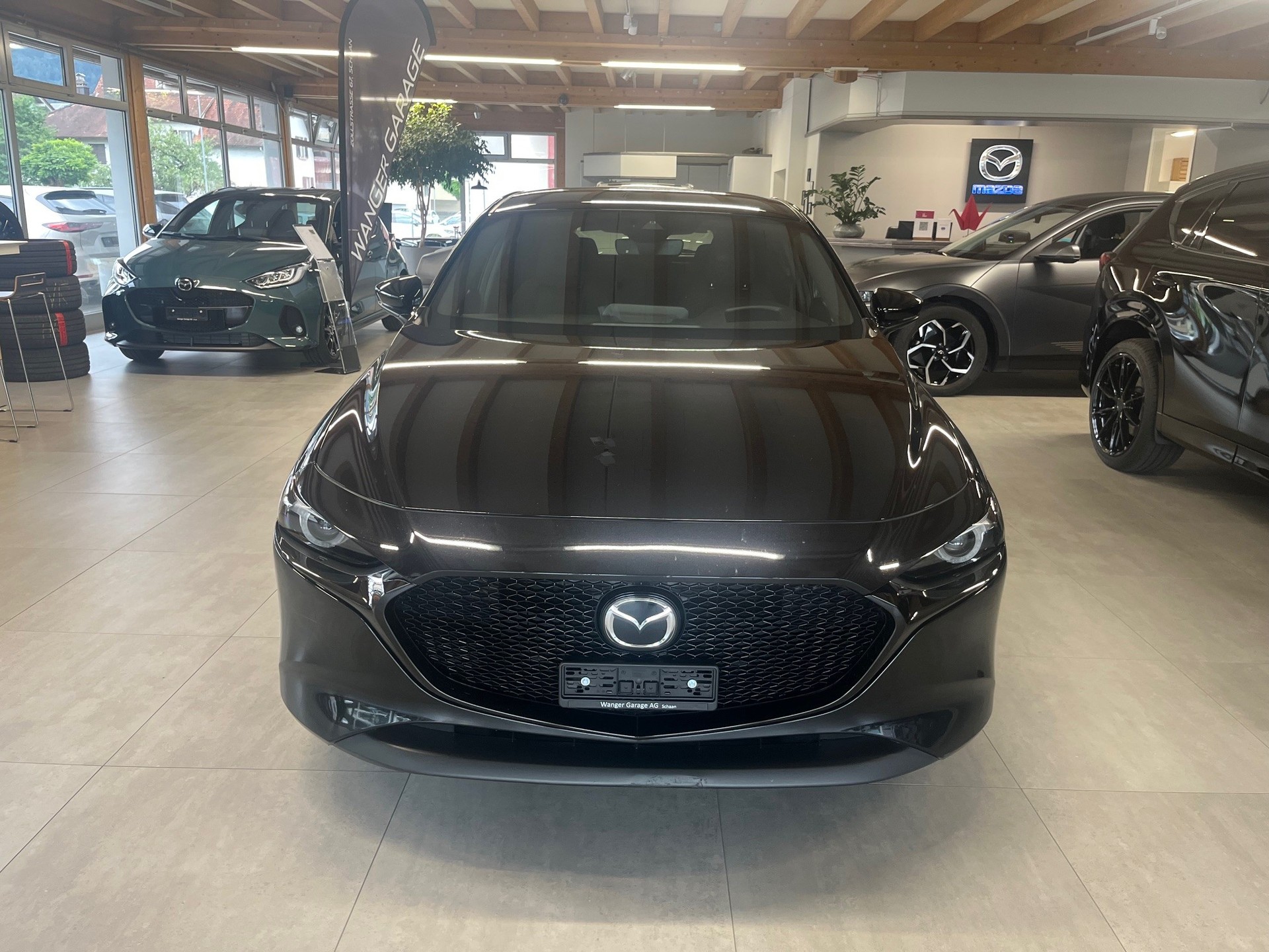 MAZDA 3 Hatchback SKYACTIV-X M Hybrid 180 Ambition AWD Automat-image-1