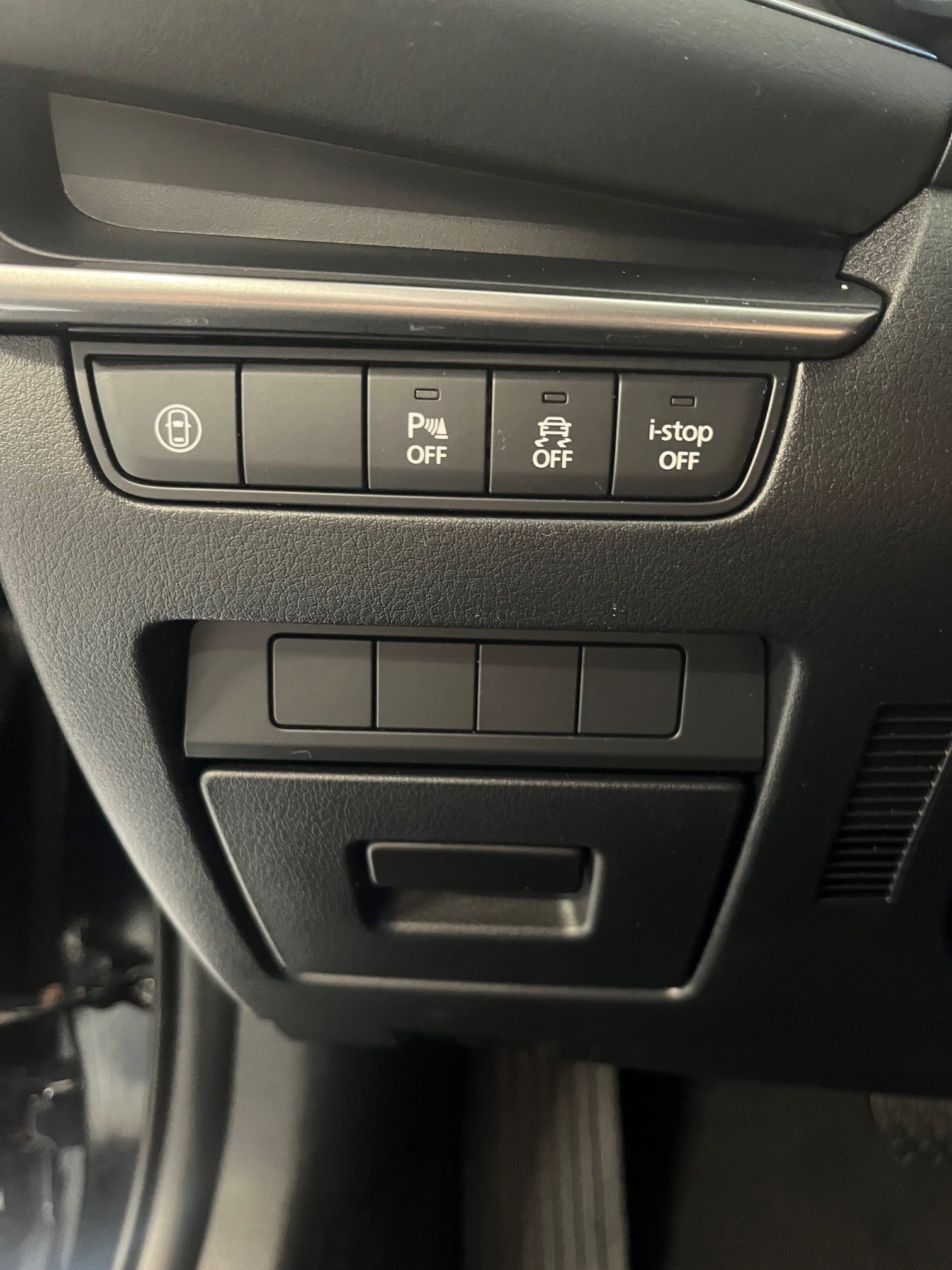MAZDA 3 Hatchback SKYACTIV-X M Hybrid 180 Ambition AWD Automat-image-14