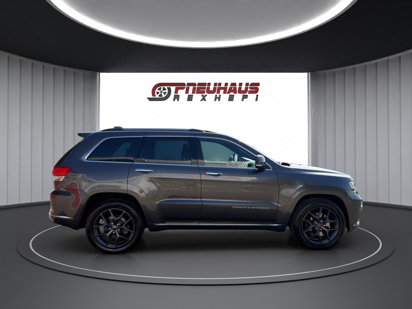 JEEP Grand Cherokee 3.0 CRD Summit Automatic-image-6