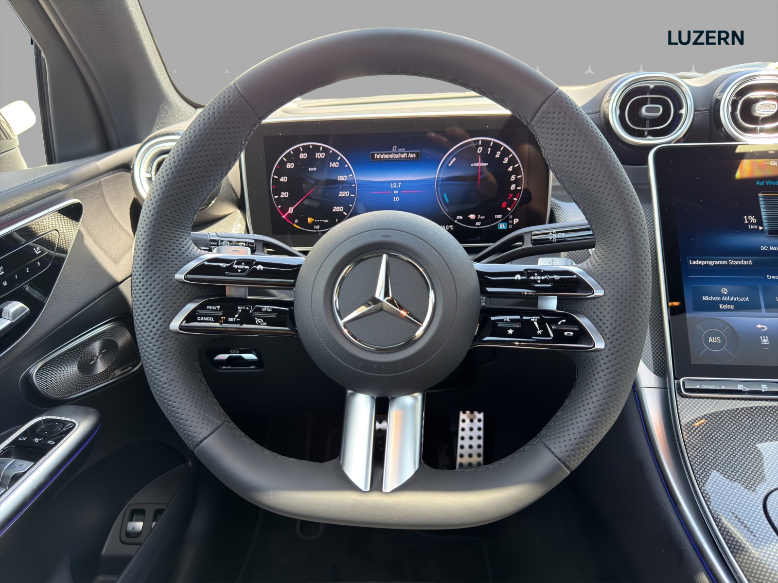 MERCEDES-BENZ GLC 400 e 4Matic EQ Star 9G-Tronic-image-9