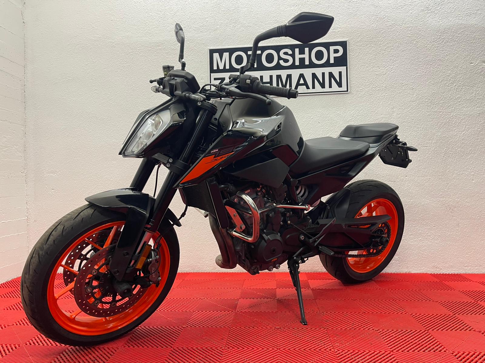 KTM 790 Duke L Black ABS-showroom-element-1