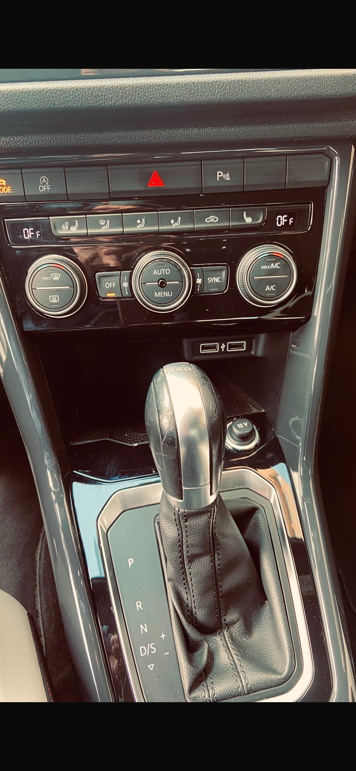 VW T-Roc 1.5 TSI EVO Sport-image-11