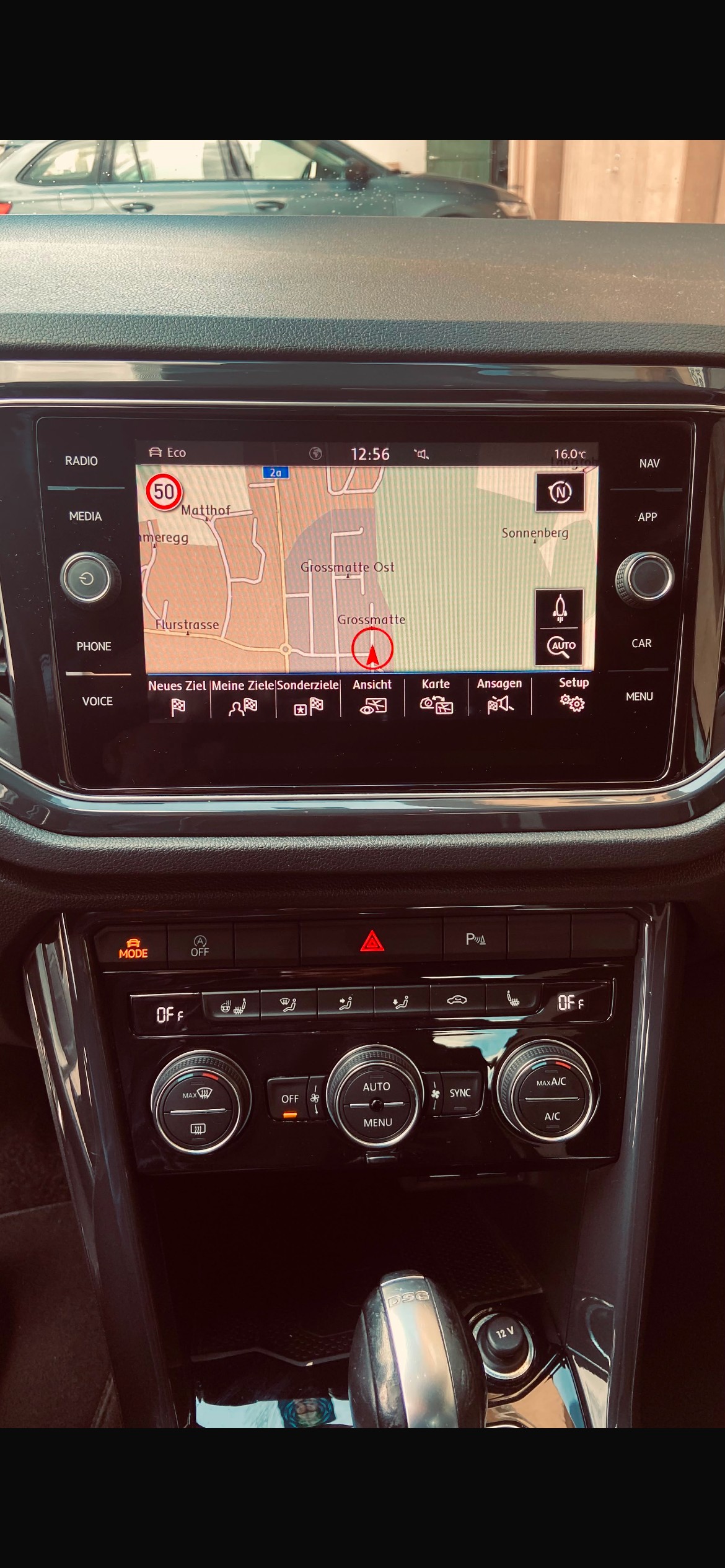 VW T-Roc 1.5 TSI EVO Sport-image-9