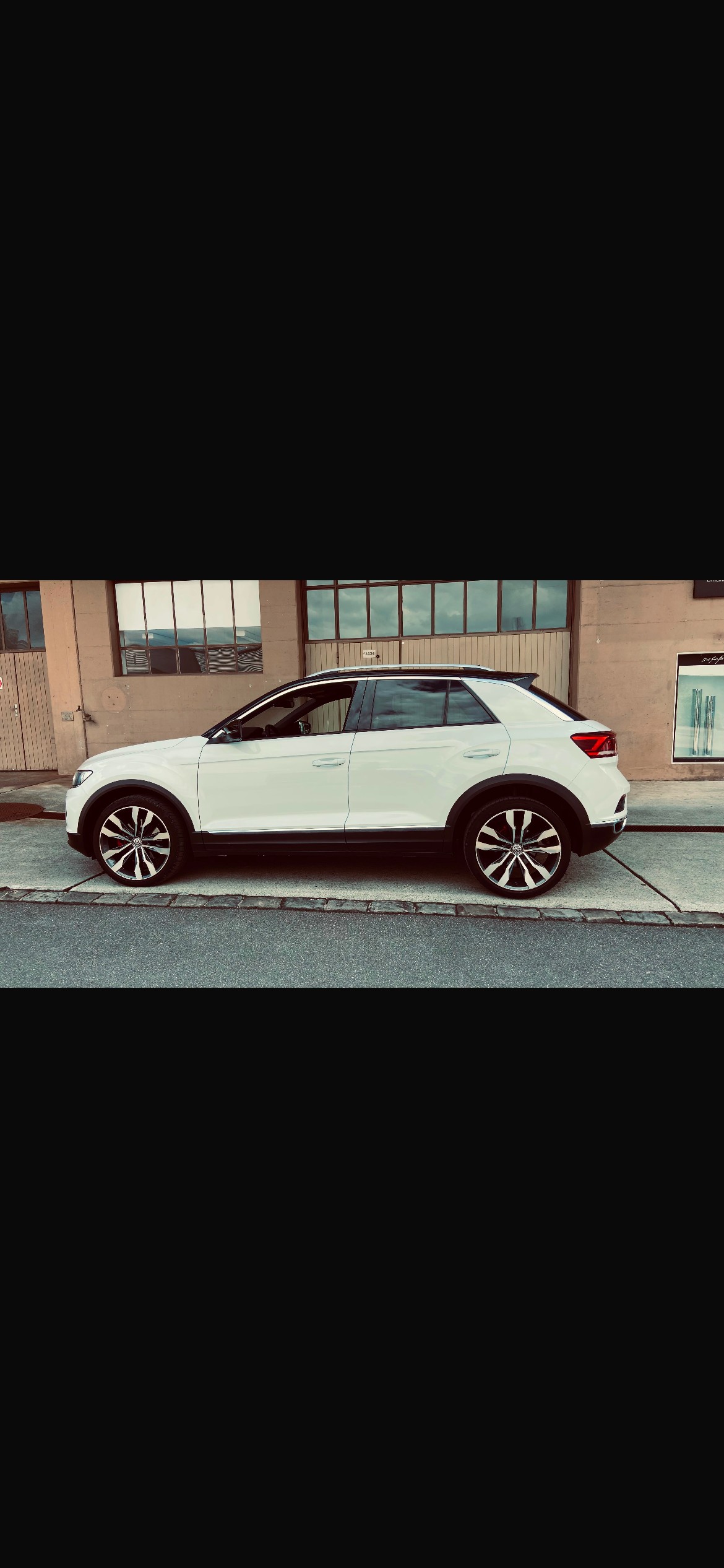 VW T-Roc 1.5 TSI EVO Sport-image-2