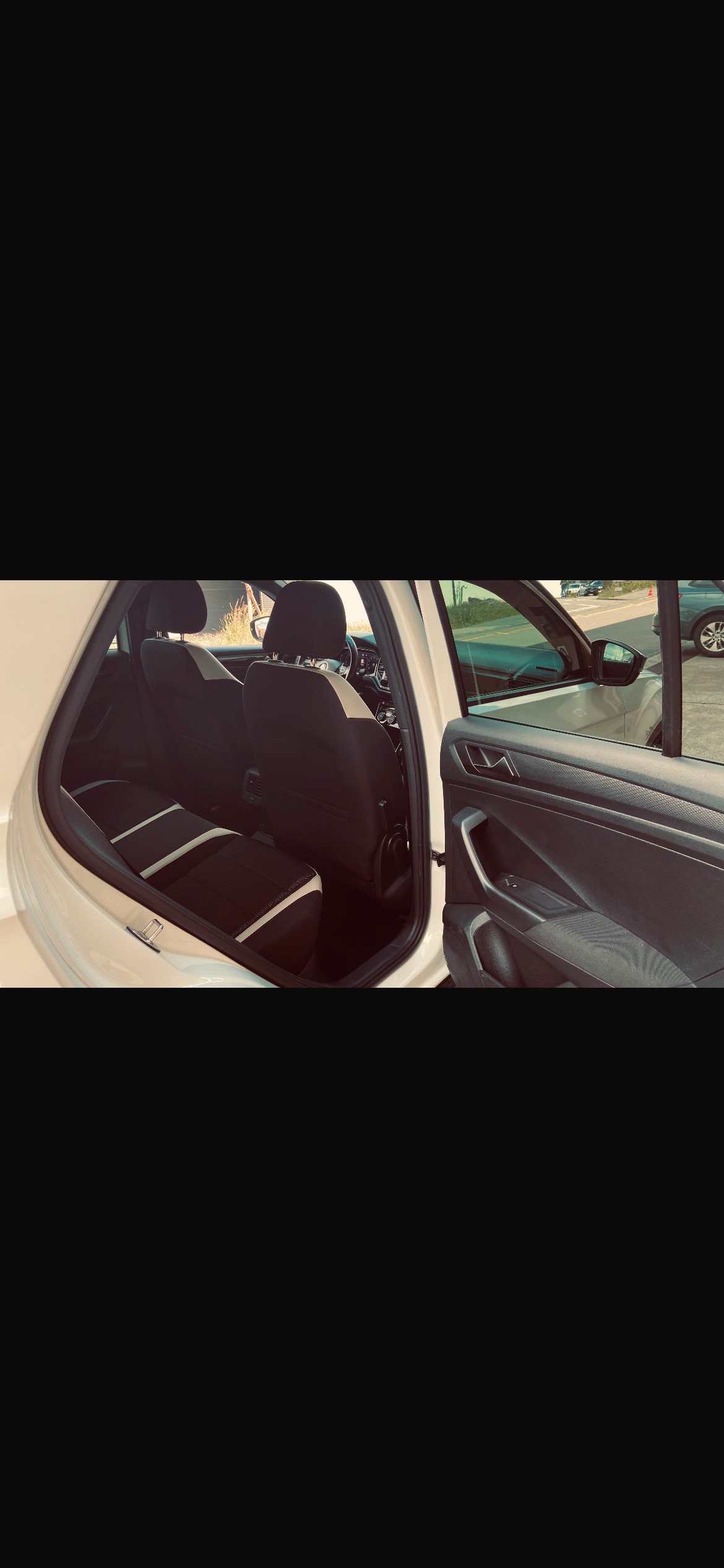 VW T-Roc 1.5 TSI EVO Sport-image-7