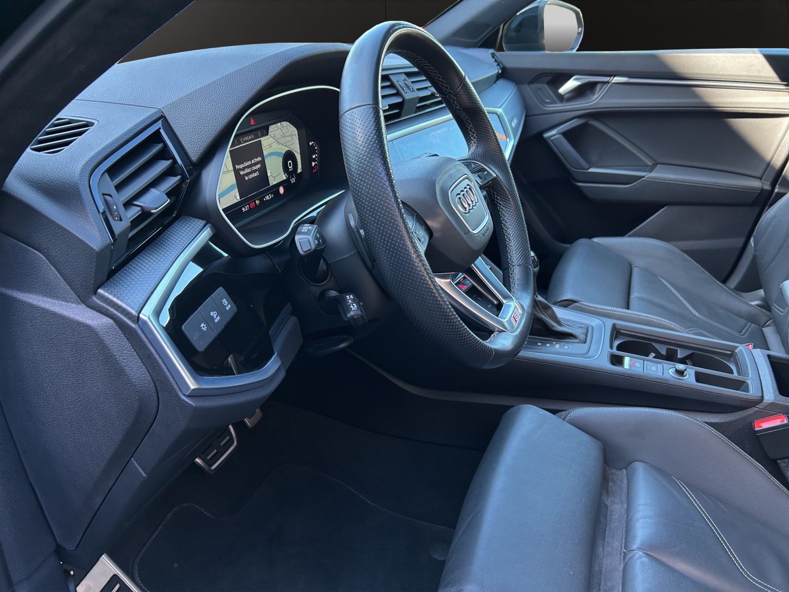 AUDI Q3 Sportback 40 TFSI S line quattro S-tronic-image-18