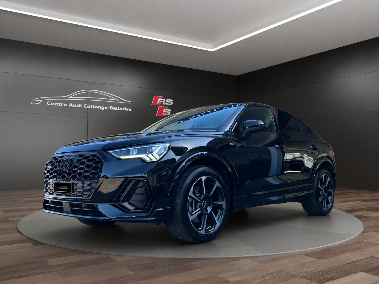 AUDI Q3 Sportback 40 TFSI S line quattro S-tronic-image-0
