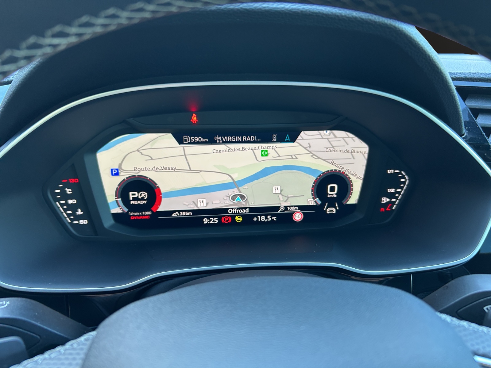 AUDI Q3 Sportback 40 TFSI S line quattro S-tronic-image-9