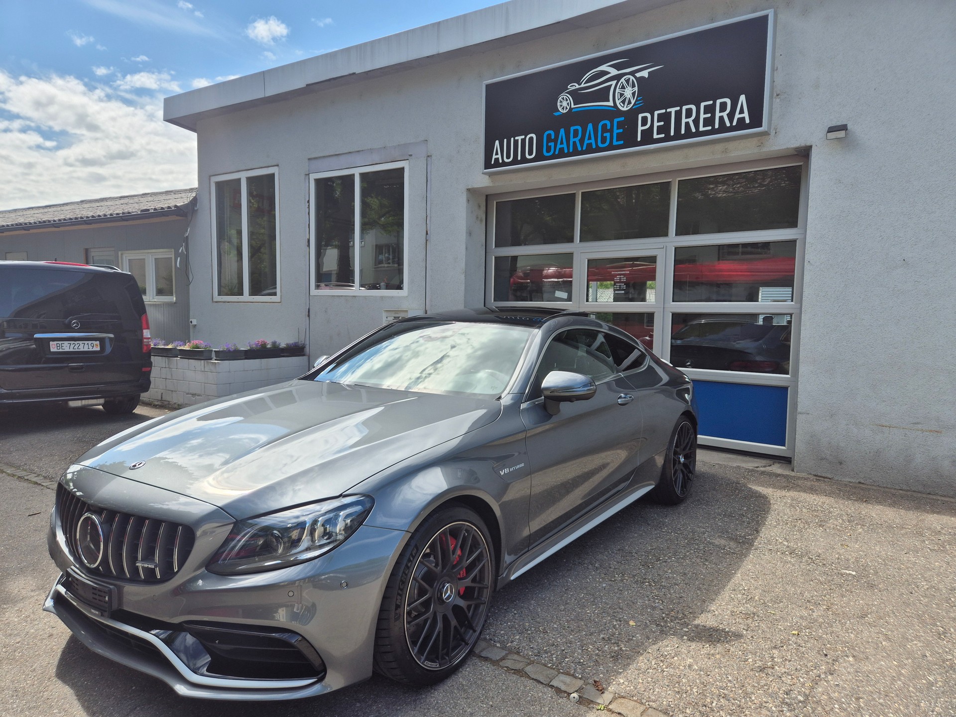 MERCEDES-BENZ C 63 S AMG 9G-tronic * 1 Hand * Mercedes Swiss Garantie bis 05.2027 * Panoramadach * Head up Diplay * Burmester *-image-0