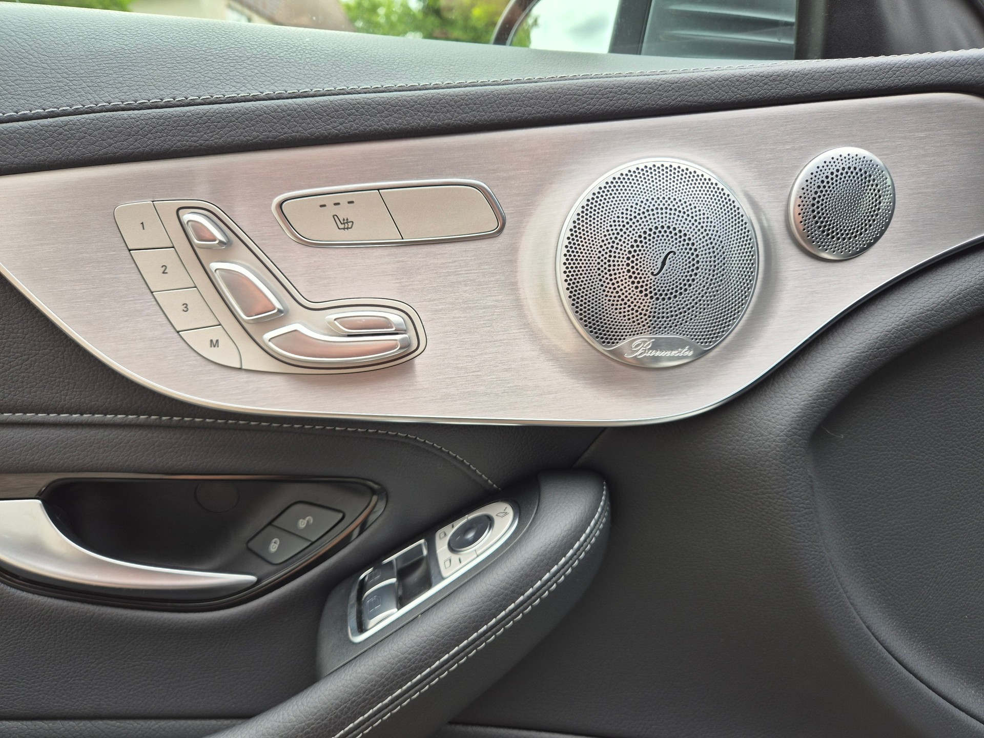 MERCEDES-BENZ C 63 S AMG 9G-tronic * 1 Hand * Mercedes Swiss Garantie bis 05.2027 * Panoramadach * Head up Diplay * Burmester *-image-10