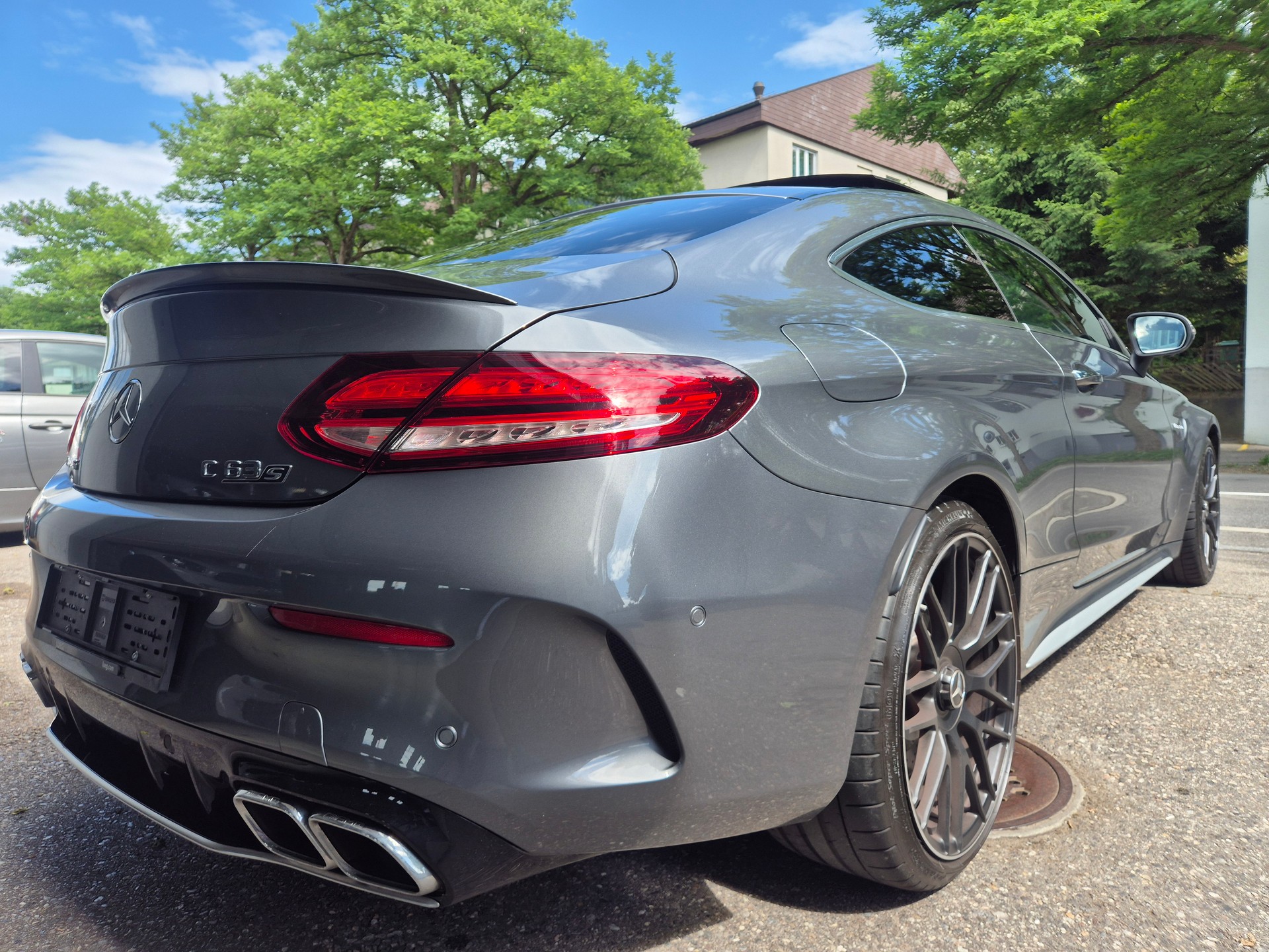MERCEDES-BENZ C 63 S AMG 9G-tronic * 1 Hand * Mercedes Swiss Garantie bis 05.2027 * Panoramadach * Head up Diplay * Burmester *-image-3