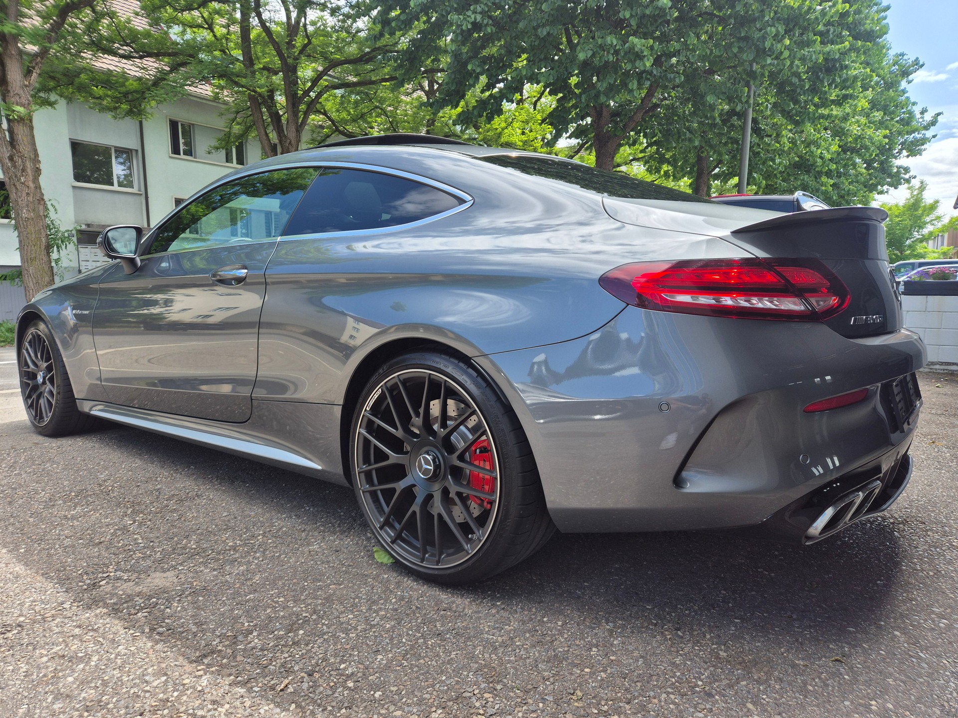 MERCEDES-BENZ C 63 S AMG 9G-tronic * 1 Hand * Mercedes Swiss Garantie bis 05.2027 * Panoramadach * Head up Diplay * Burmester *-image-4