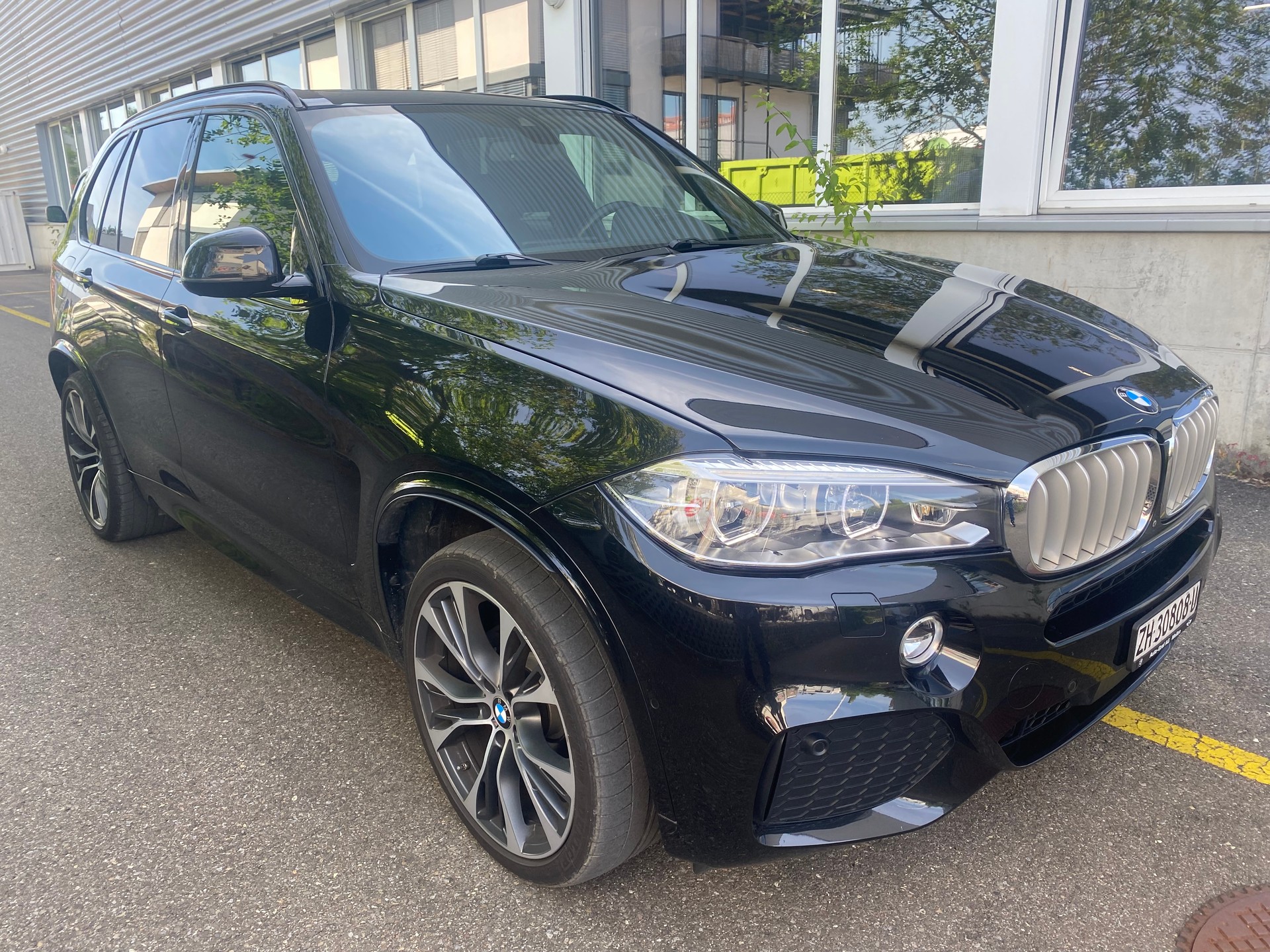 BMW X5 xDrive 40d Steptronic-image-2