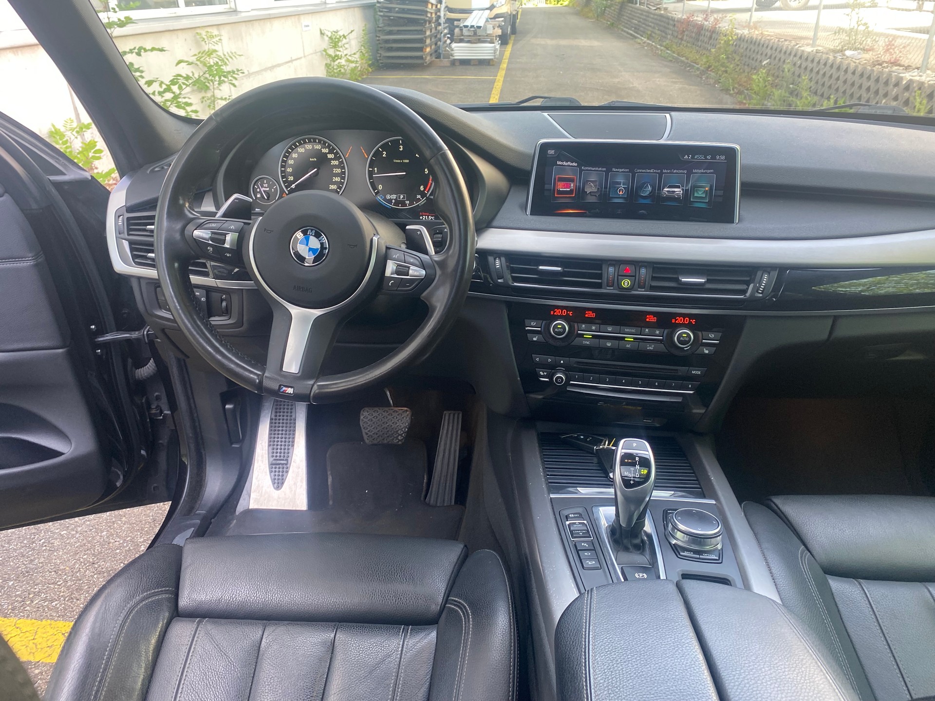 BMW X5 xDrive 40d Steptronic-image-8