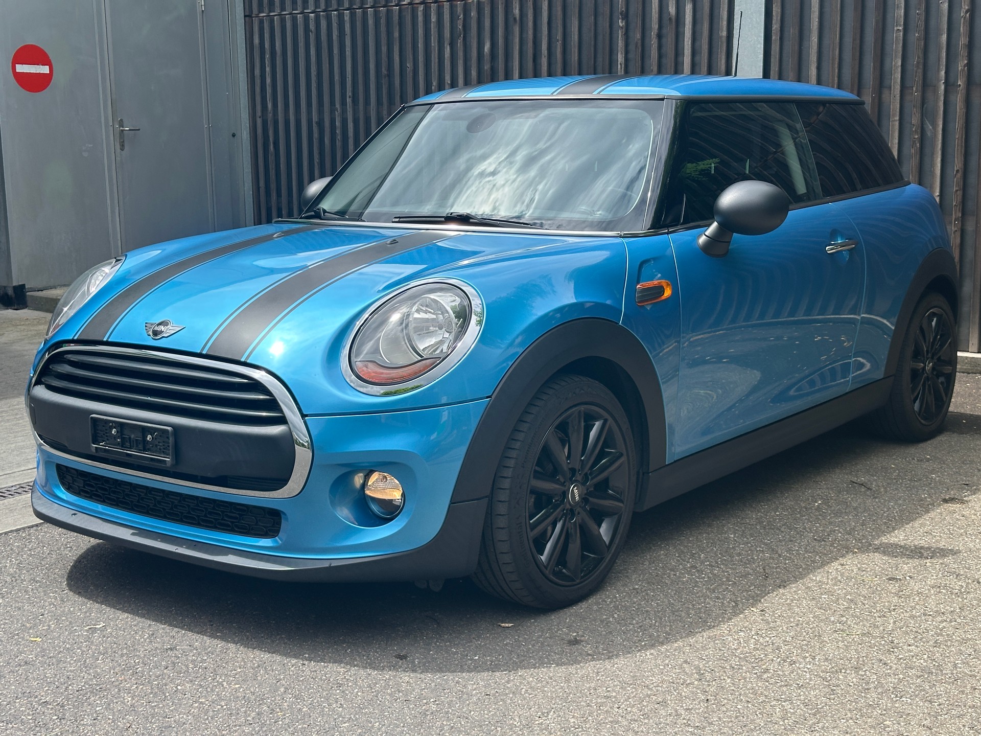 MINI 1.2i One First/ Frisch ab Service Tip Top!!-image-0