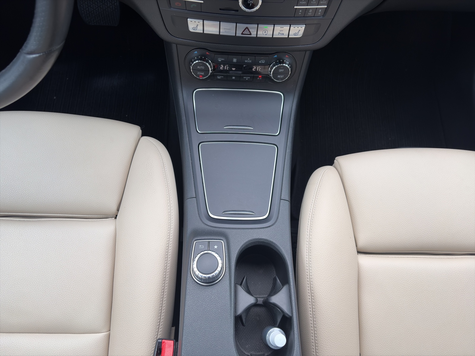 Image MERCEDES-BENZ B-250 B 250 Urban 4Matic 7G-DCT