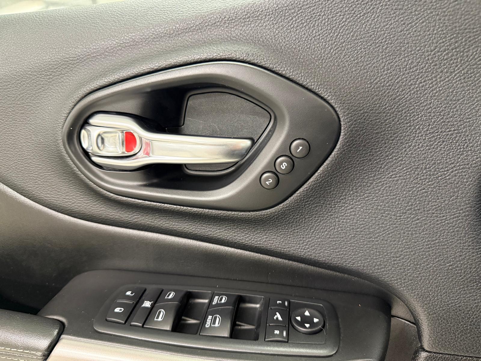 JEEP Cherokee 2.2MJ Overland AWD Drive II 9ATX-image-14